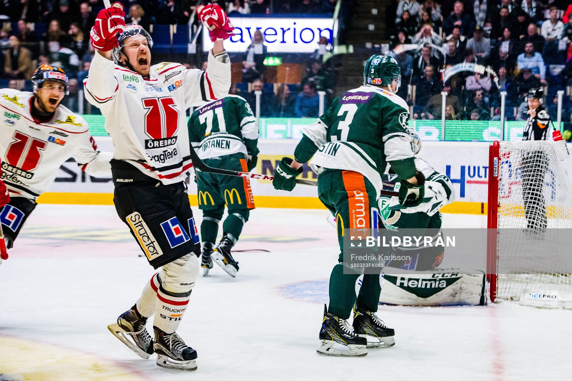 Örebros Anton Hedman och Marcus Weinstock jublar