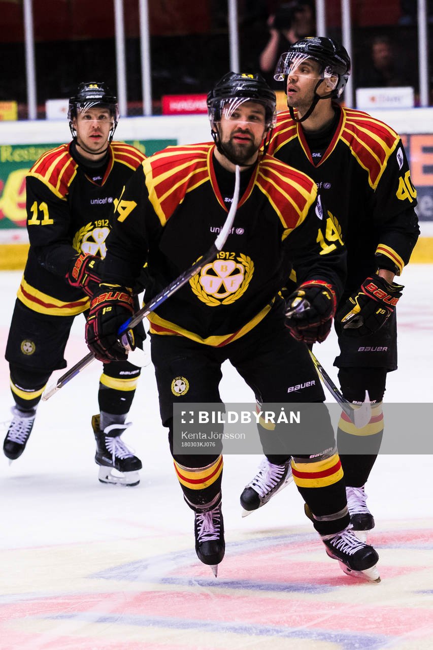 Brynäs Johan Alcén jublar med Jesper Jensen och Kevin