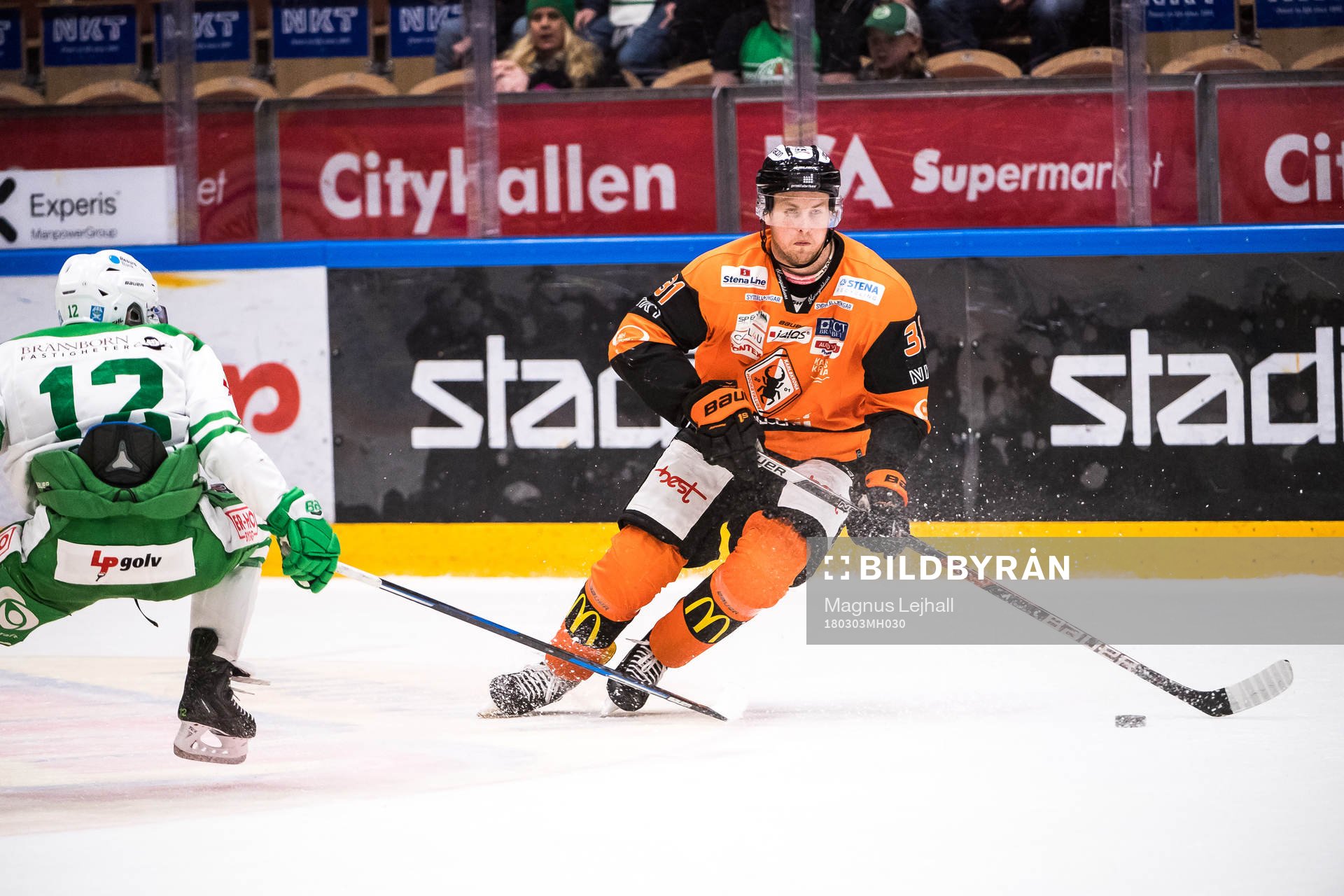 Karlskronas Marcus Paulsson och Rögles Jack Connolly