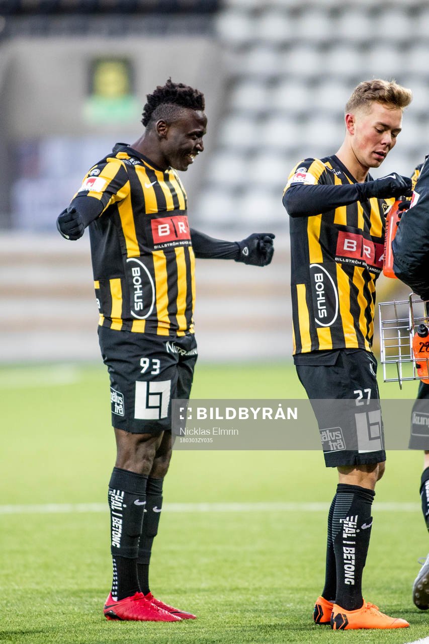Häckens Alhassan Kamara jublar efter 1-1 under fotbollsmatchen i Svenska Cupen mellan Häcken och Sundsvall den 3 mars 2018 i Göteborg.