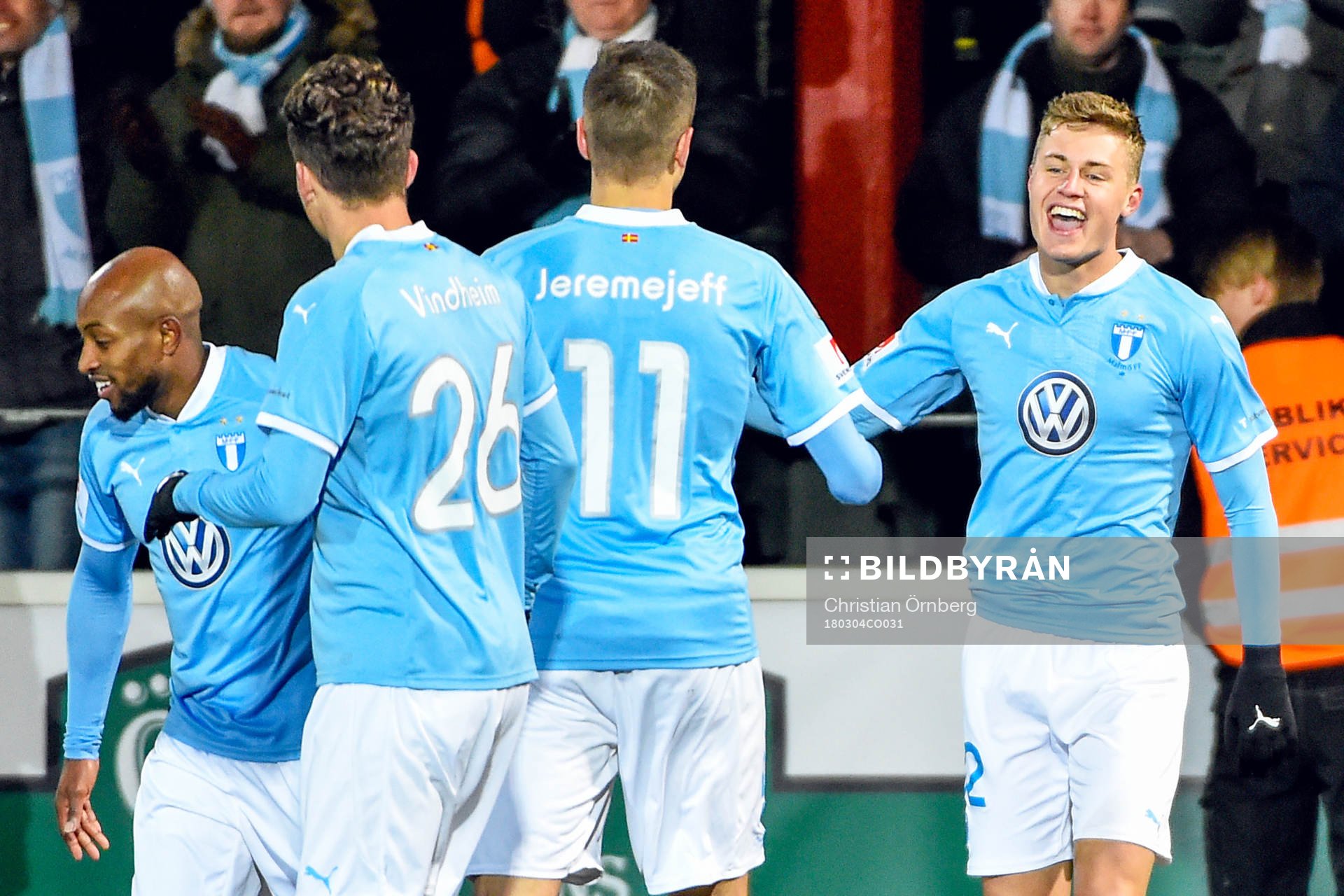 Malmö FFs Mattias Svanberg jublar med lagkamrater