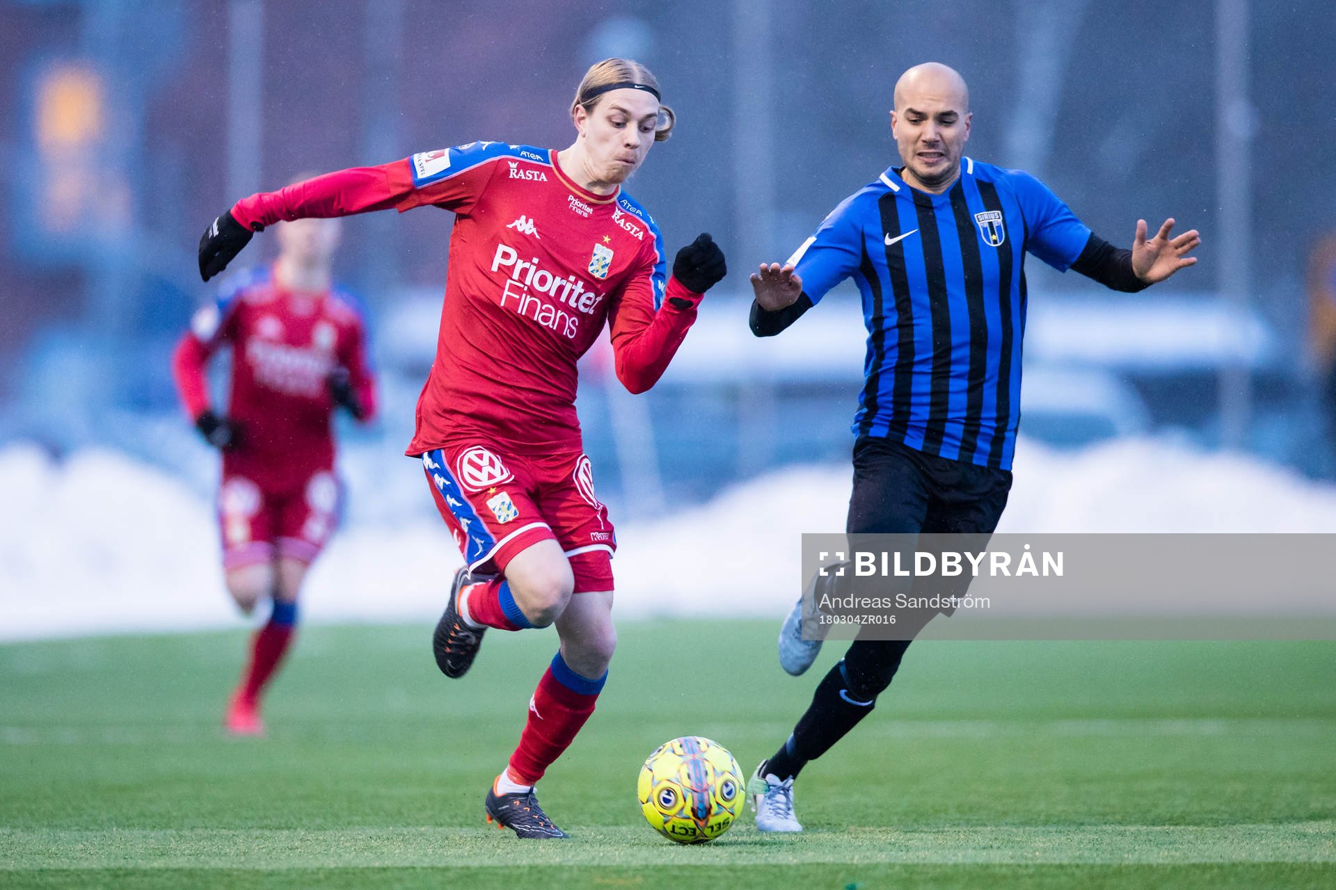 IFK Göteborgs Elias Mar Omarsson  jagas av Sirius Karl