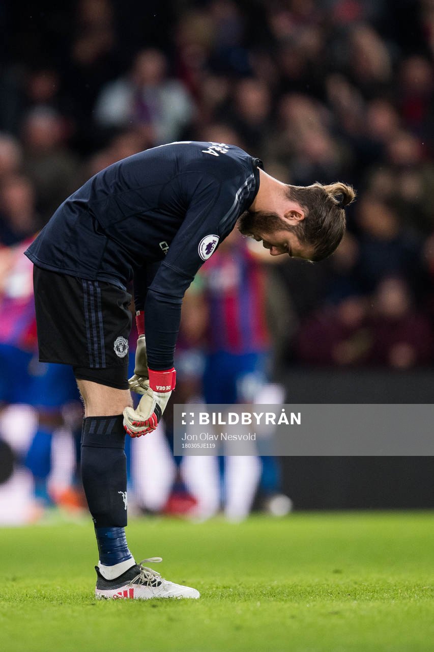 Goalkeeper David de Gea of Manchester United looks dejected