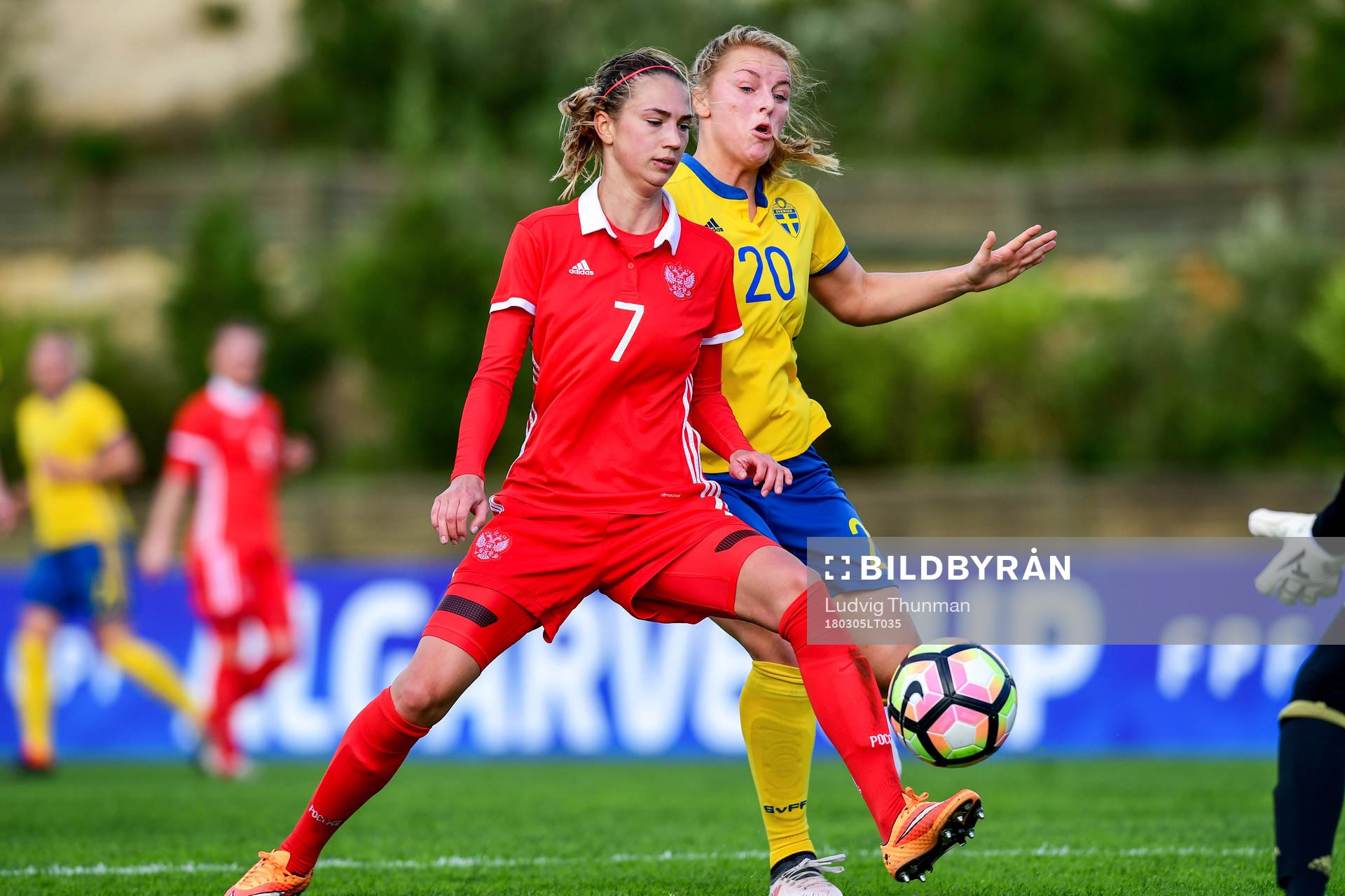 Rysslands Irina Podshibyakina och Sveriges Mimmi Larsson
