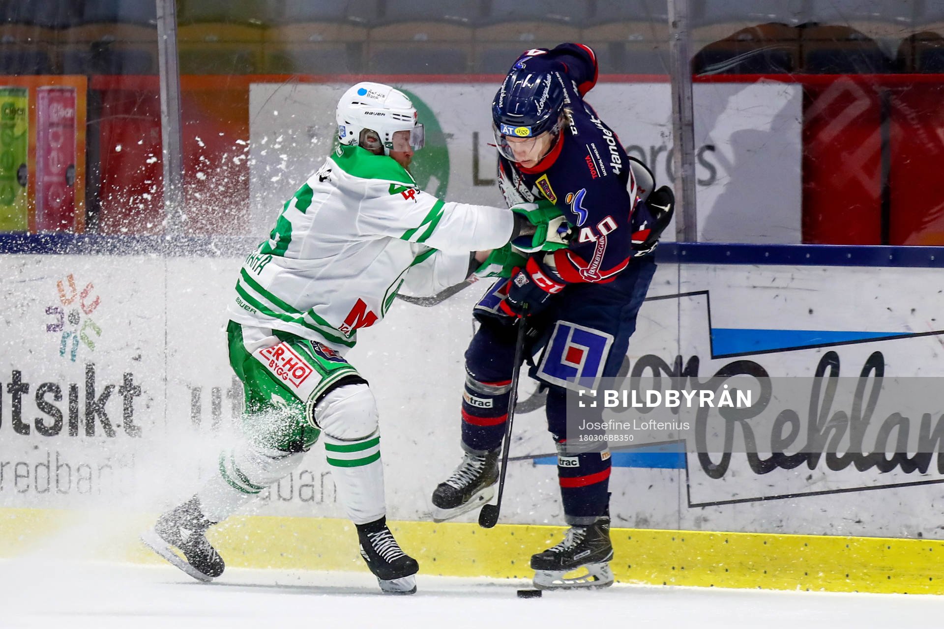 Rögles Janne Jalasvaara och Linköpings Ken André Olimb