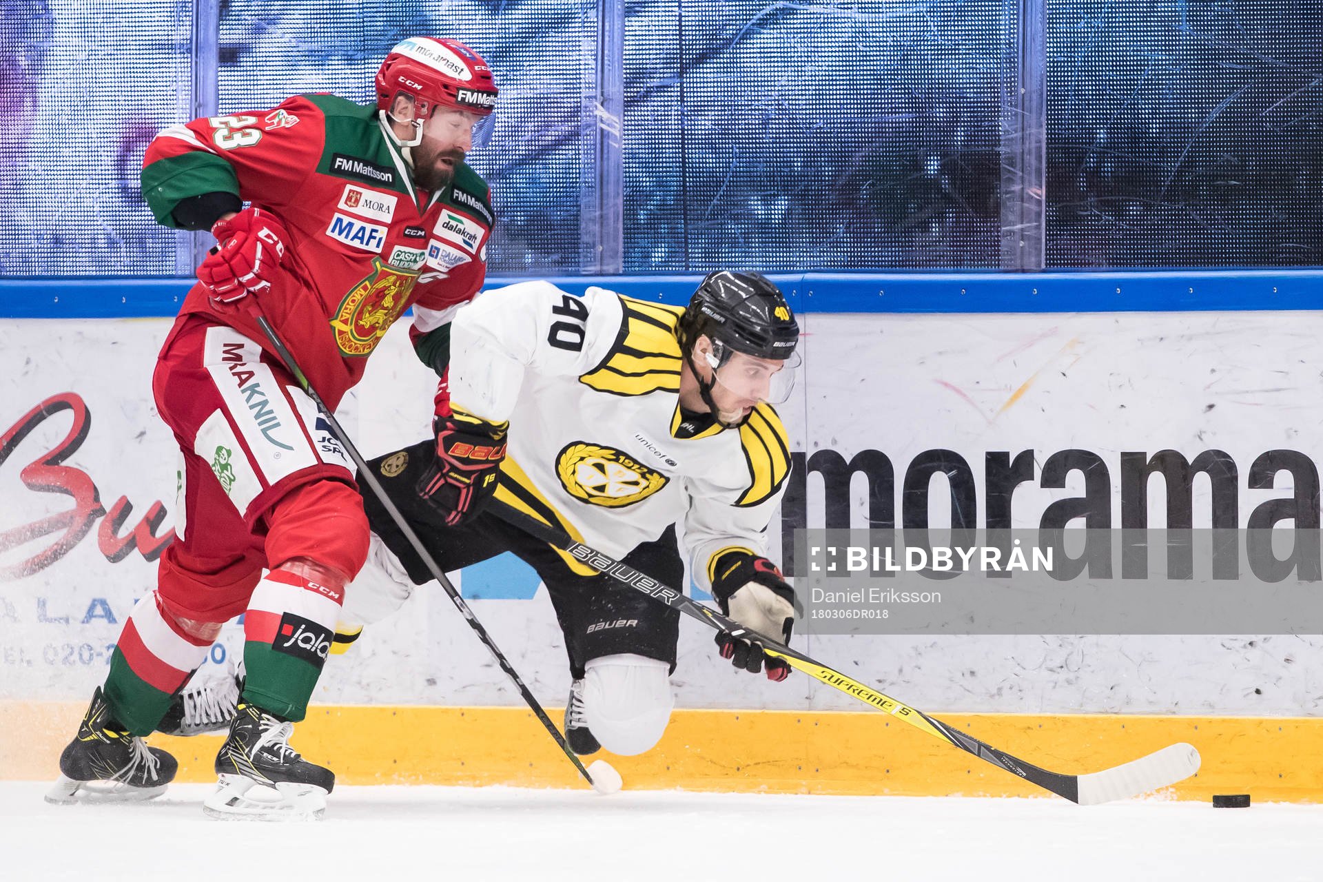 Moras Tomas Skogs och Brynäs Jesper Jensen  i