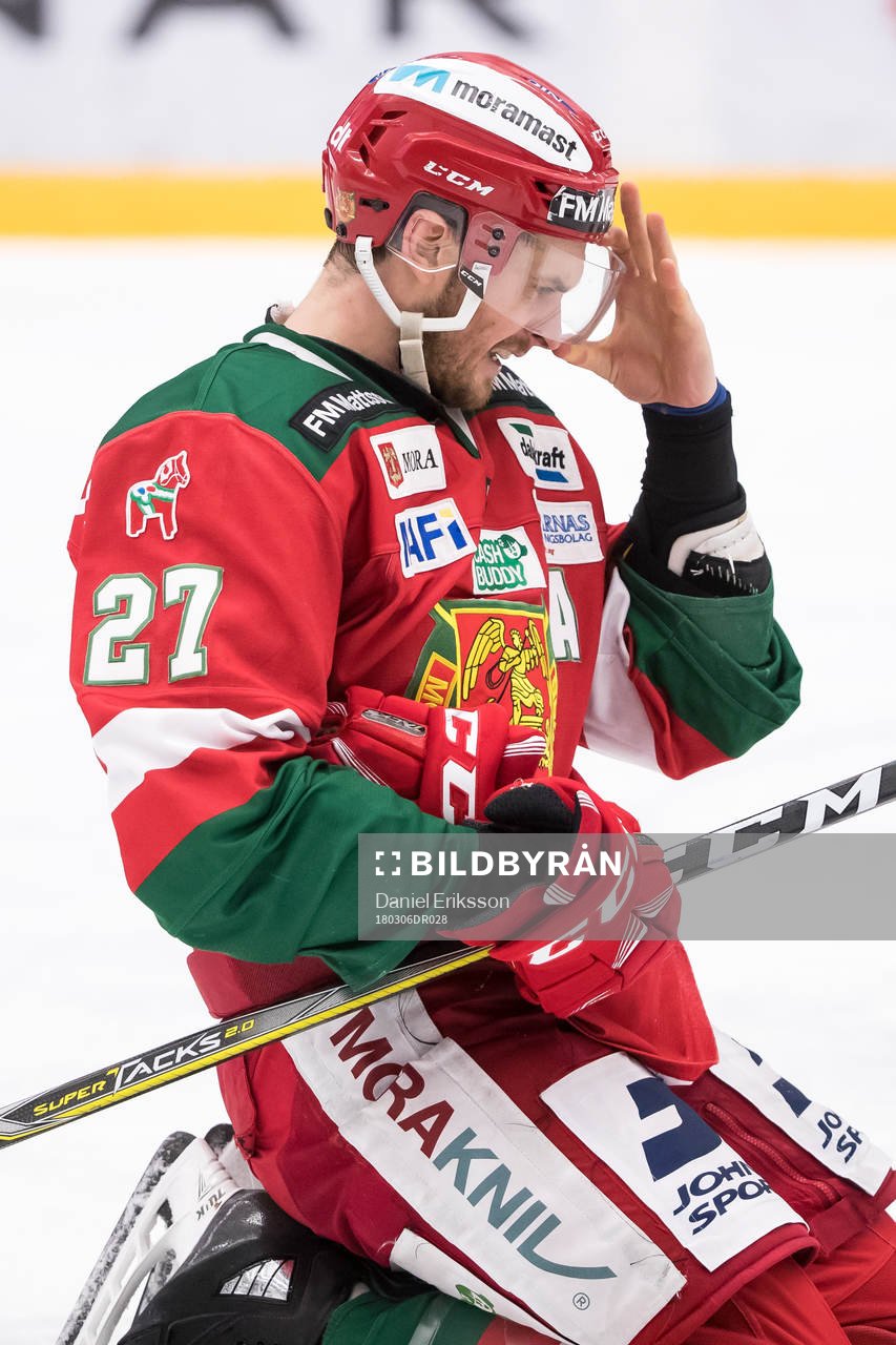 Moras Matt Bailey  i ishockeymatchen i SHL mellan Mora och
