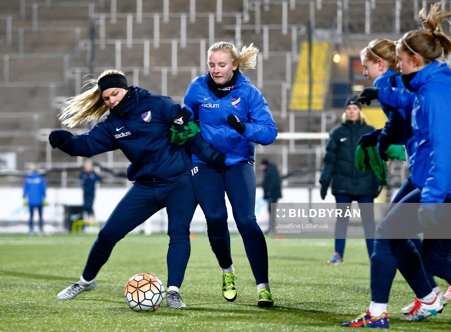 Träning med IFK Norrköping DFK på Östgötaporten