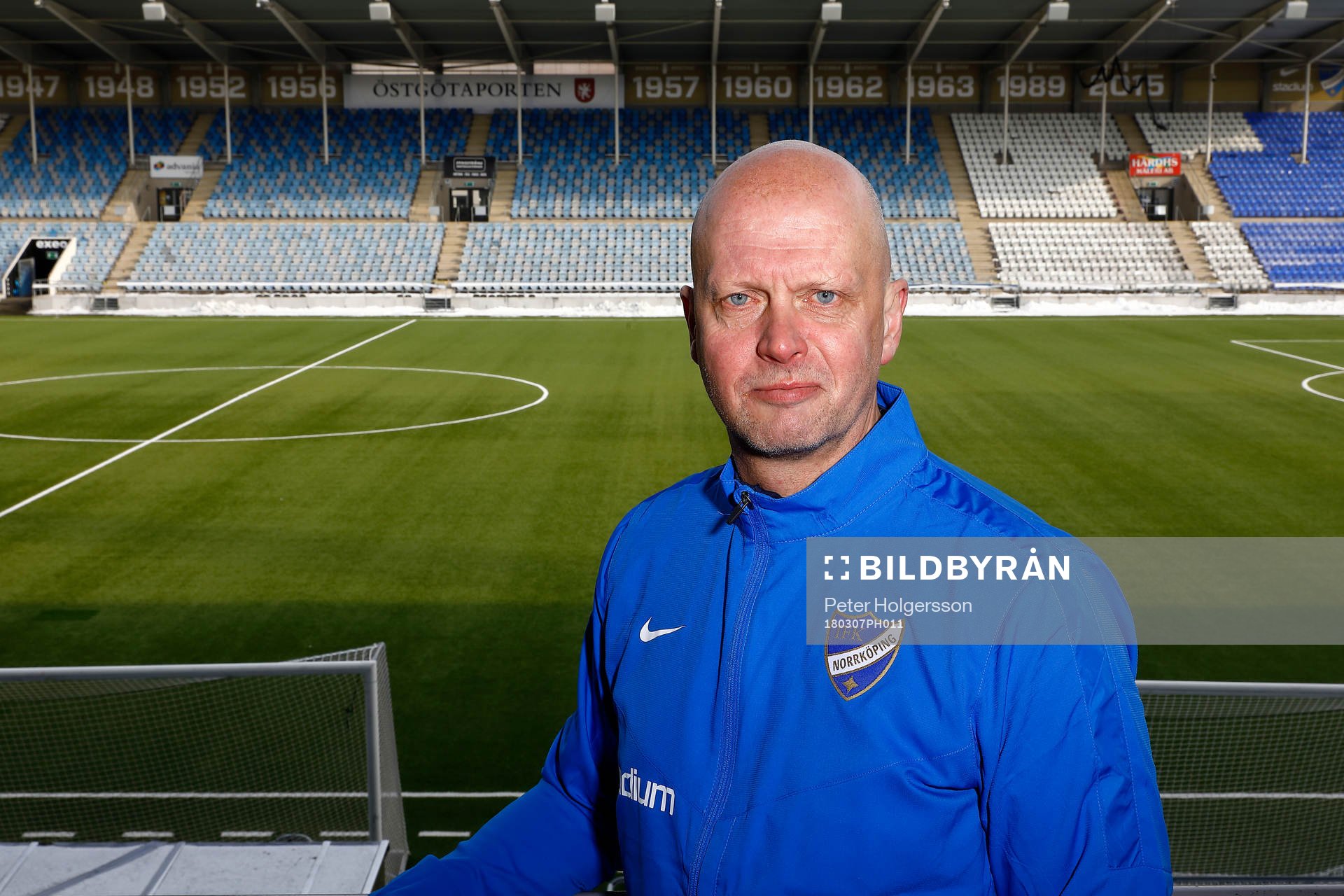 Tränare Tony Martinsson, ledare för fotbollsakademin