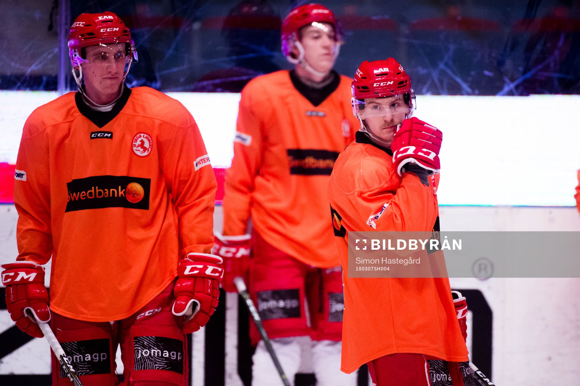 Trojas Alexander Edström före ishockeymatchen i