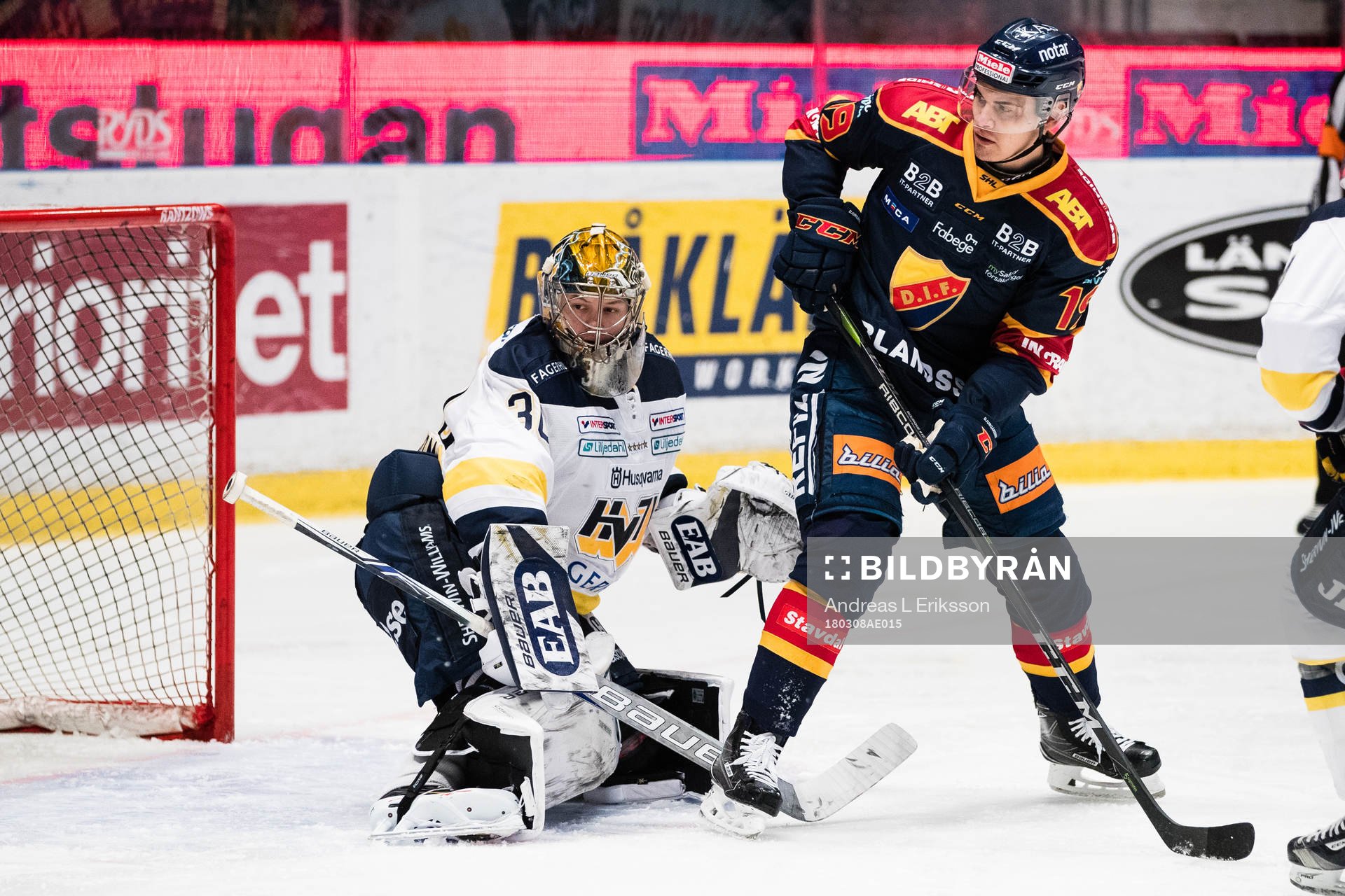 s målvakt Linus Söderström