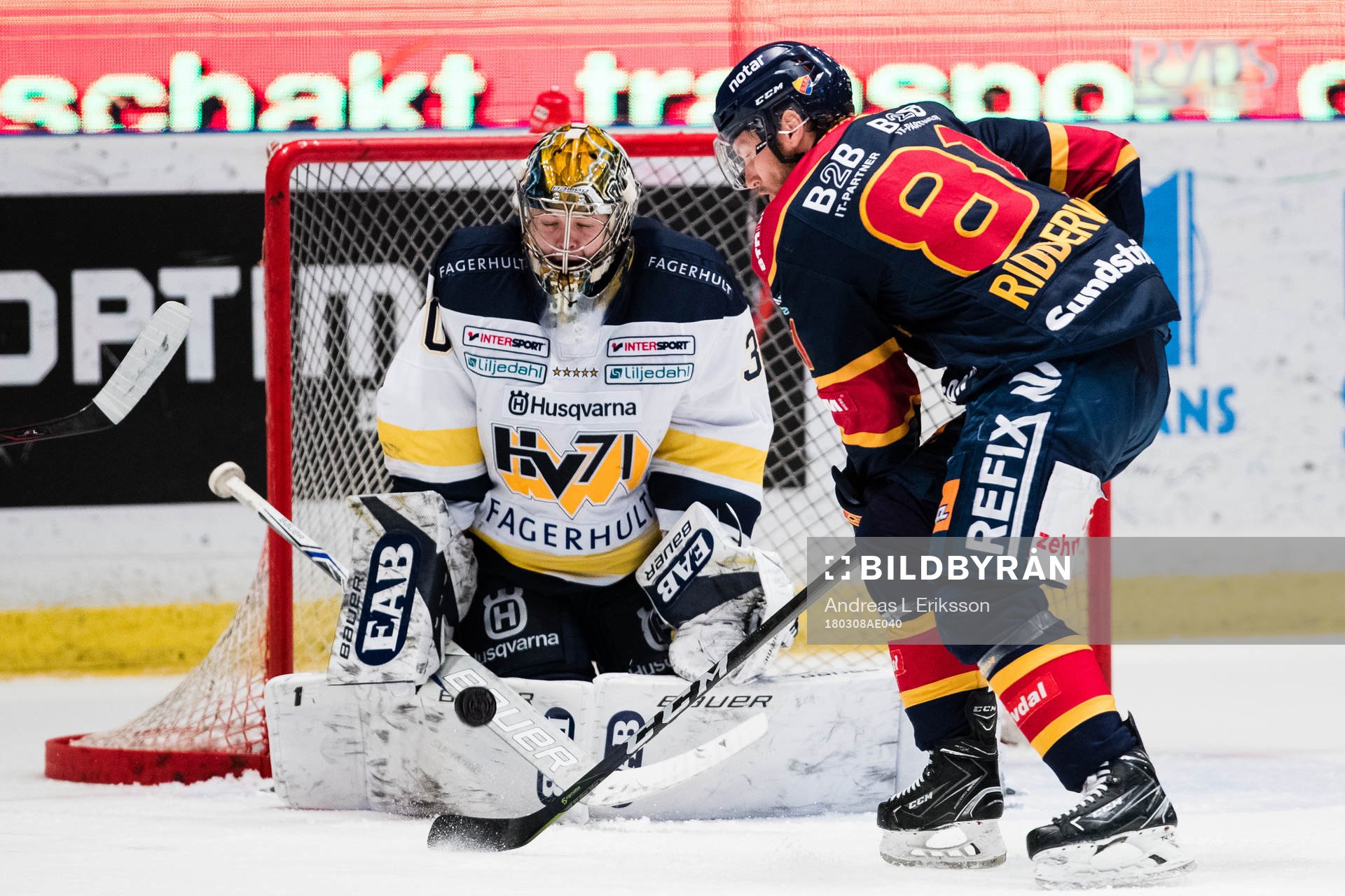 s målvakt Linus Söderström