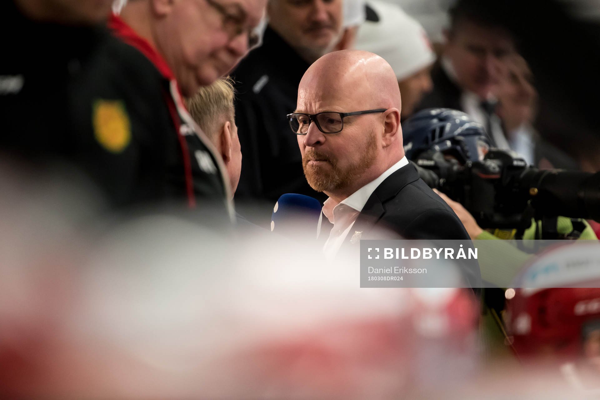 Moras tränare Johan Rosén  i ishockeymatchen i SHL mellan