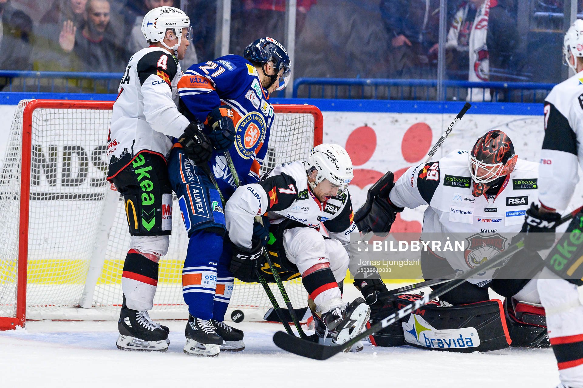 Växjös Linus Högberg (ej i bild) gör mål 5-2 bakom
