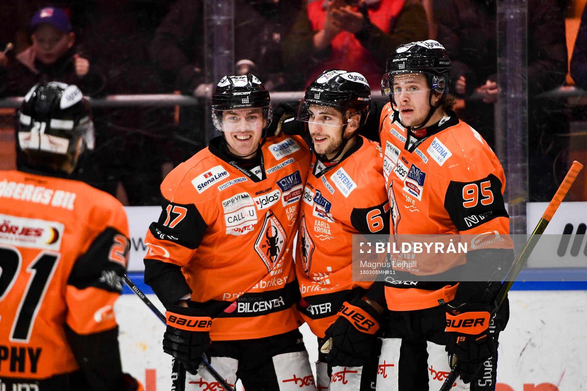 Karlskronas Carl Persson jublar