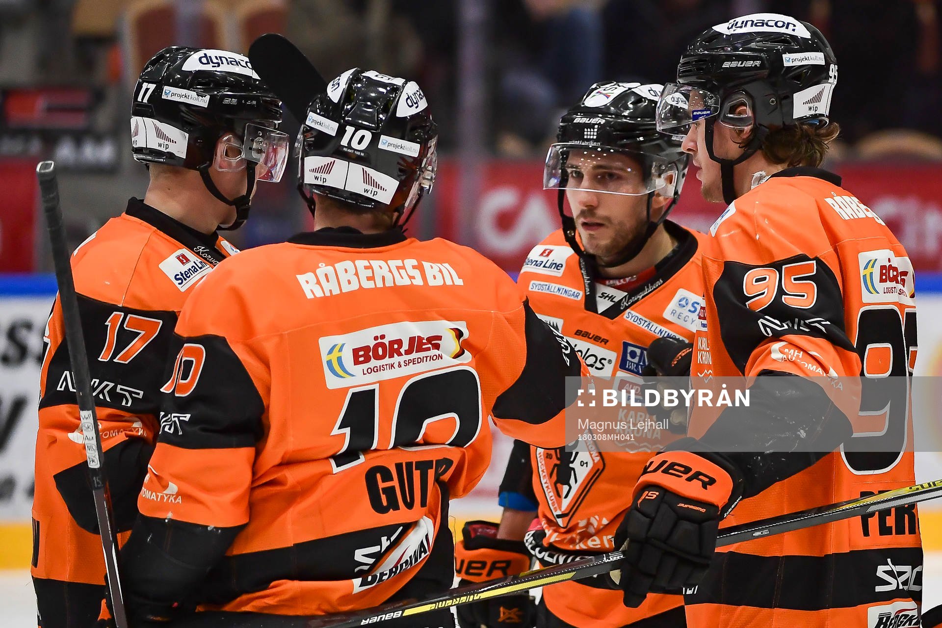 Karlskronas Carl Persson jublar