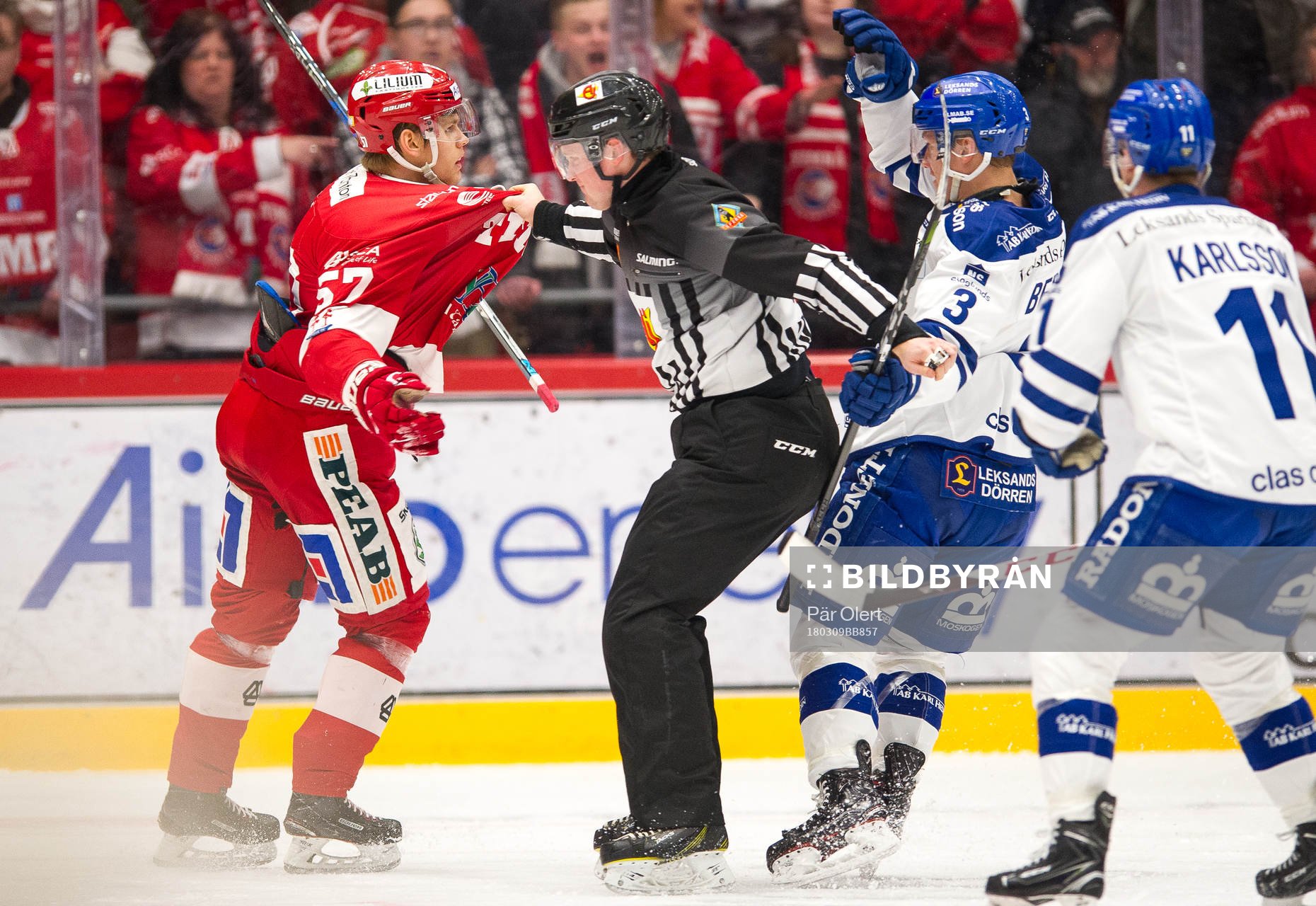 Timrås Anton Wedin i bråk med Leksands Daniel Bertov