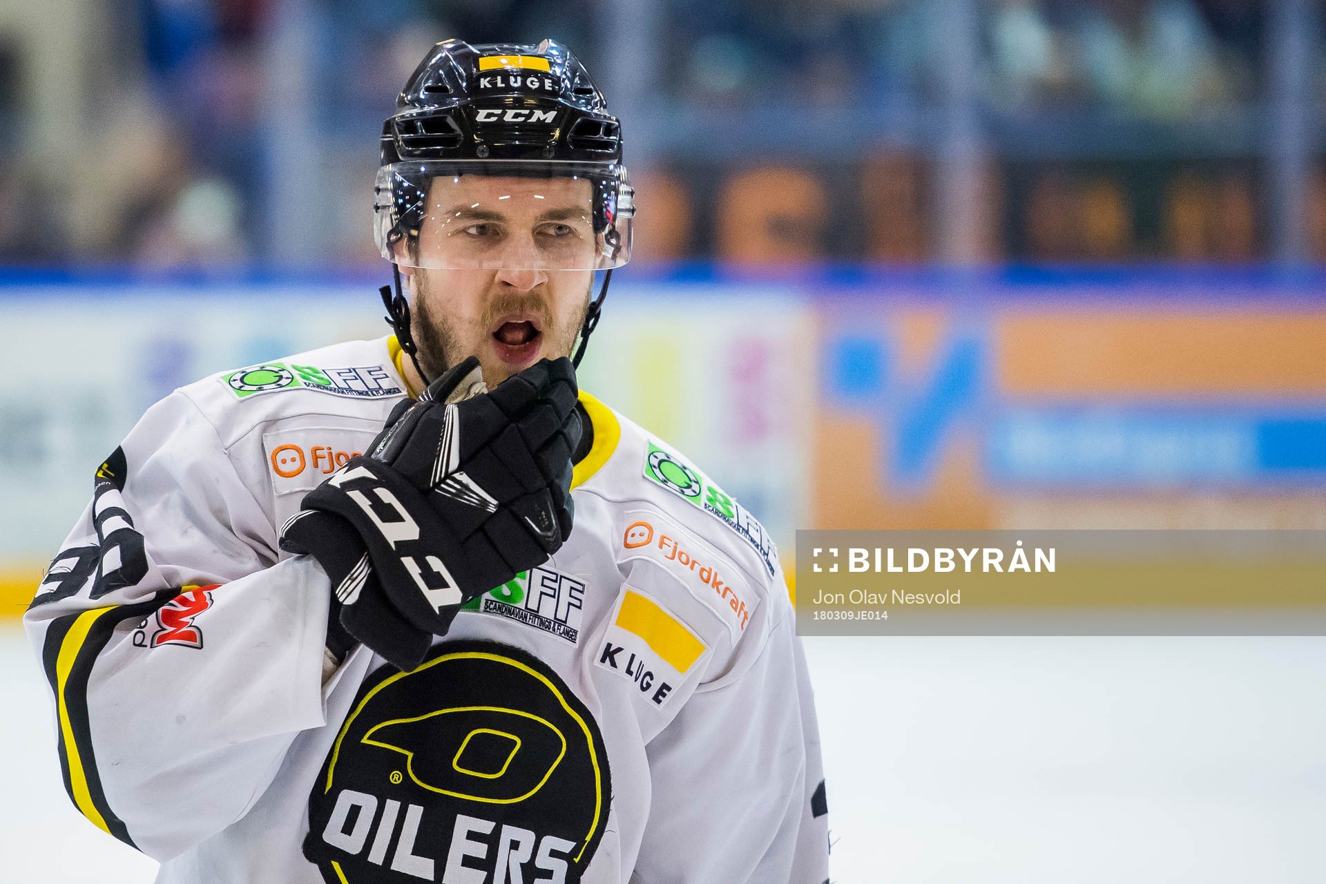 Lassi Kokkala of Stavanger Oilers looks dejected