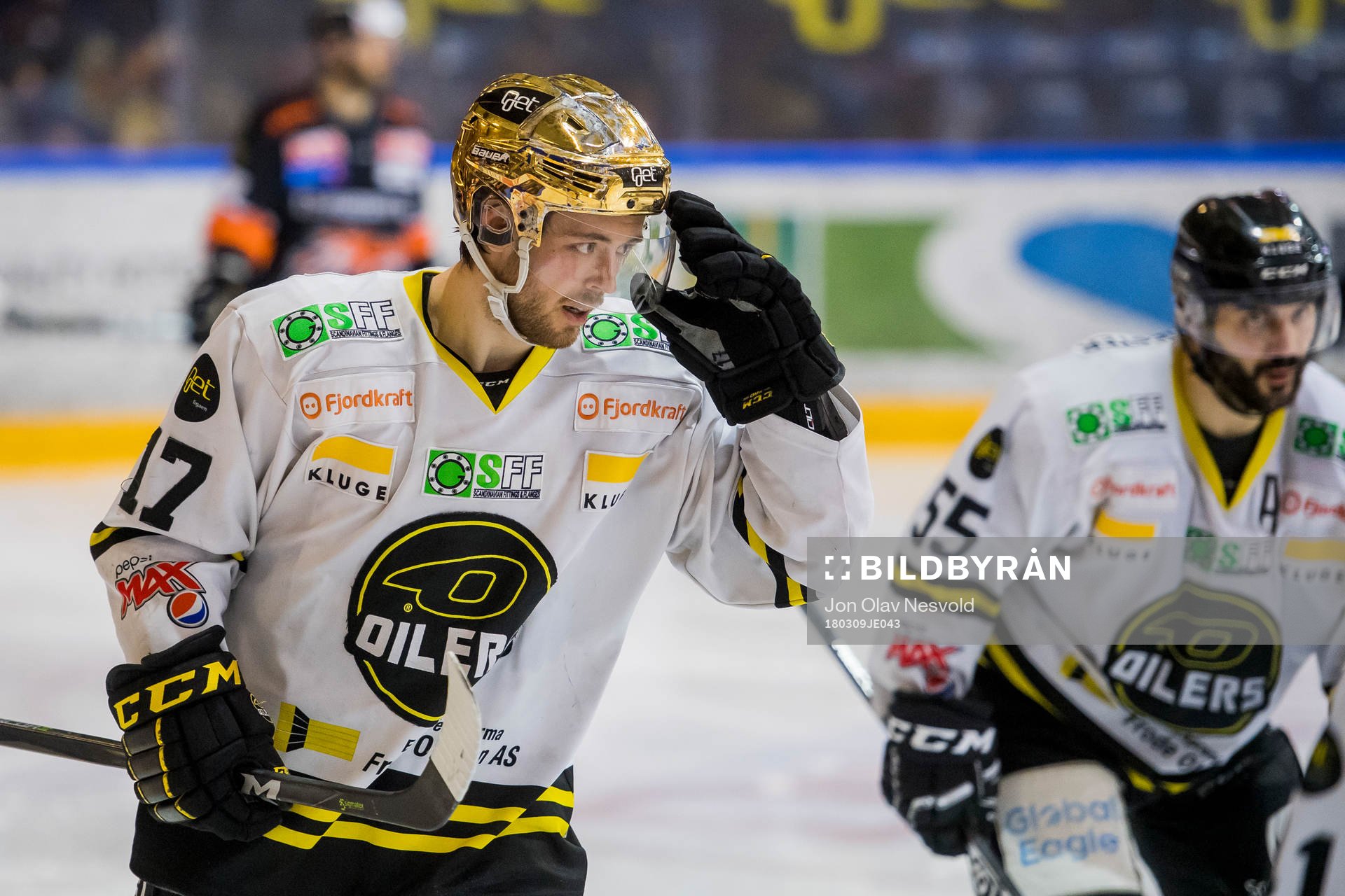 Eirik Østrem Salsten of Stavanger Oilers celebrates