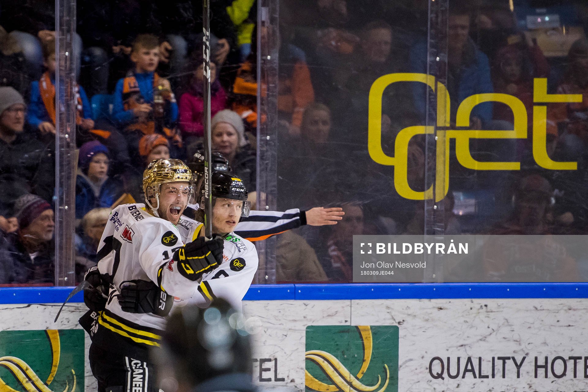 Eirik Østrem Salsten of Stavanger Oilers celebrates