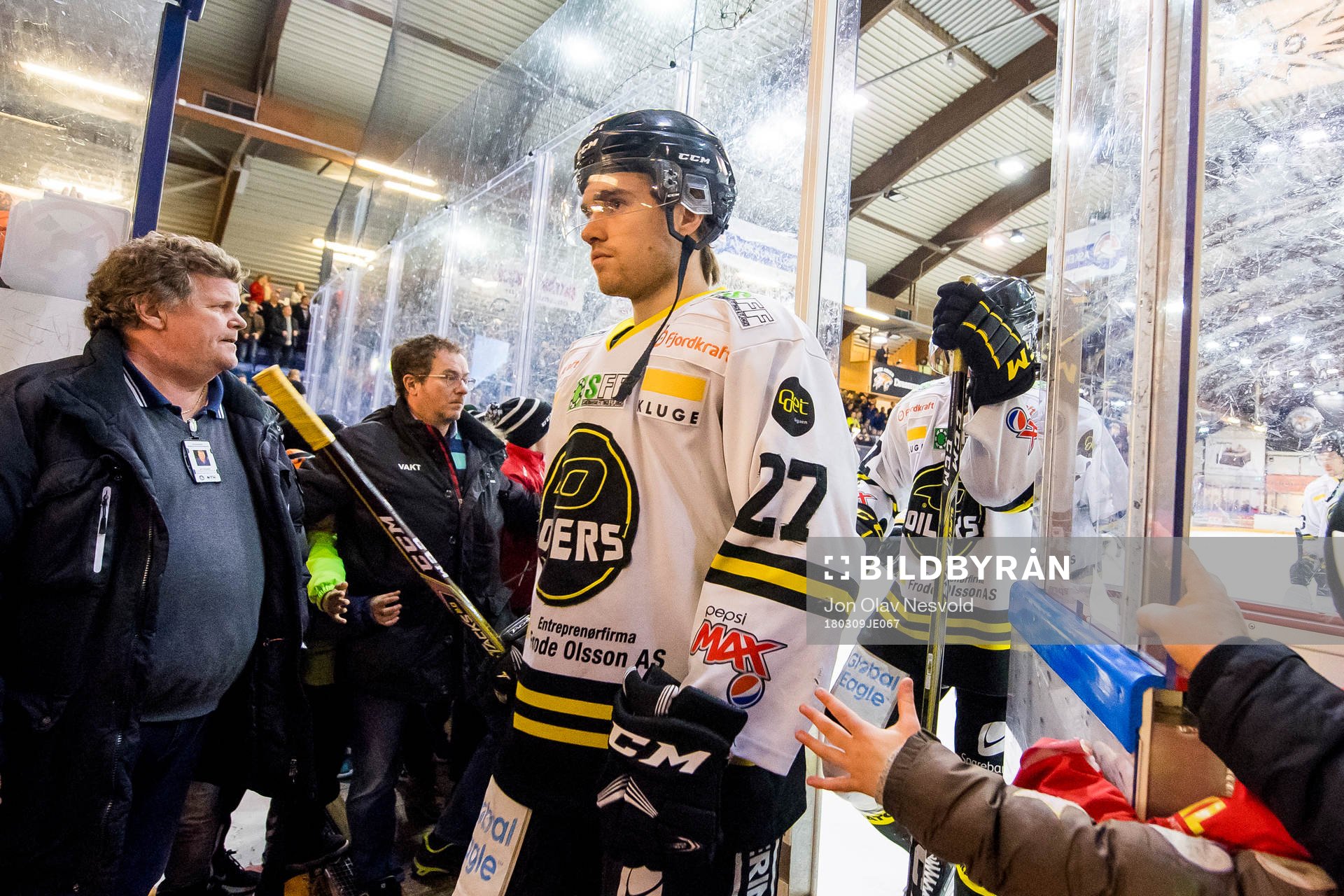 Henrik Medhus of Stavanger Oilers looks dejected