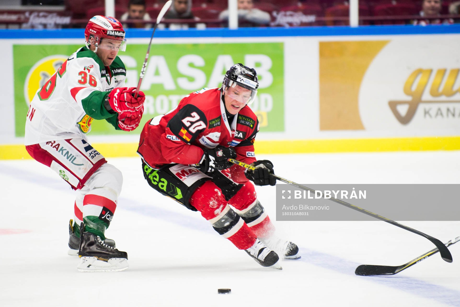 Malmö Redhawks Erik Forssell och Moras Jason Akeson