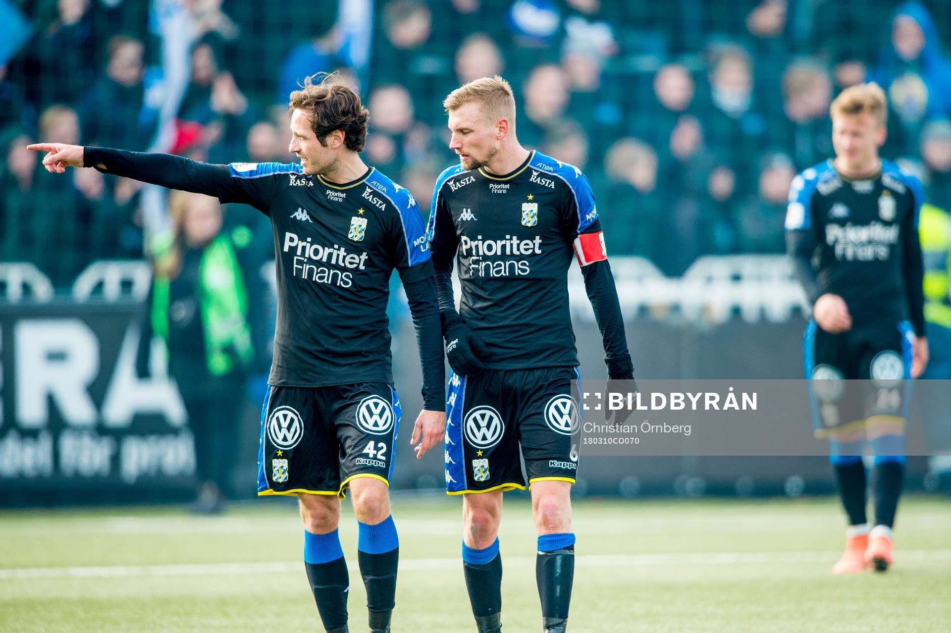 IFK Göteborgs Mikkel Diskerud och Sebastian Eriksson deppar