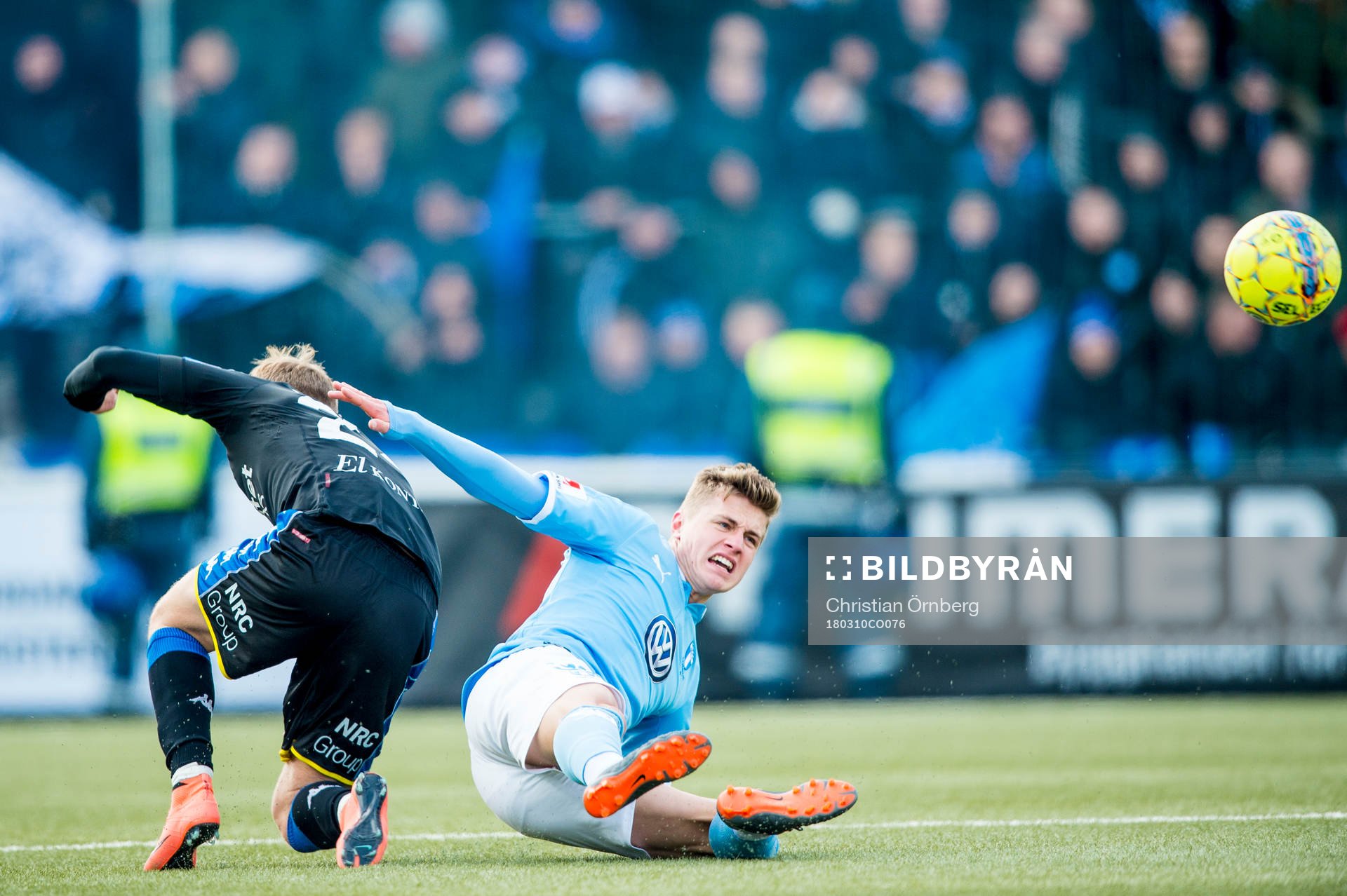 Malmö FFs Mattias Svanberg mot IFK Göteborgs Sebastian