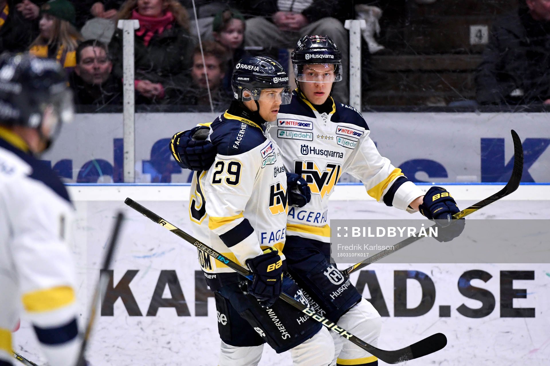 s Victor Ejdsell jublar med David Ullström