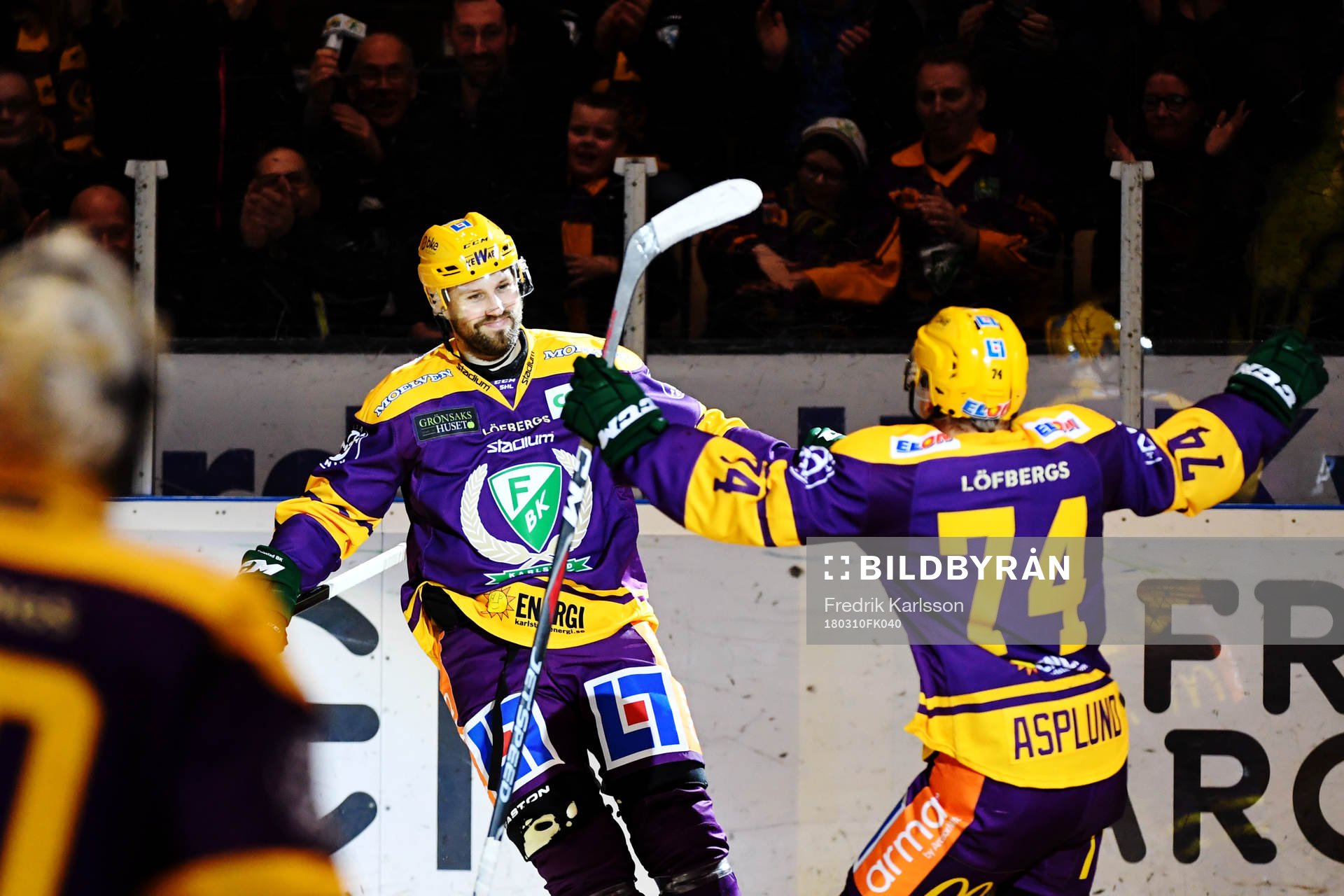 Färjestads Dick Axelsson jublar