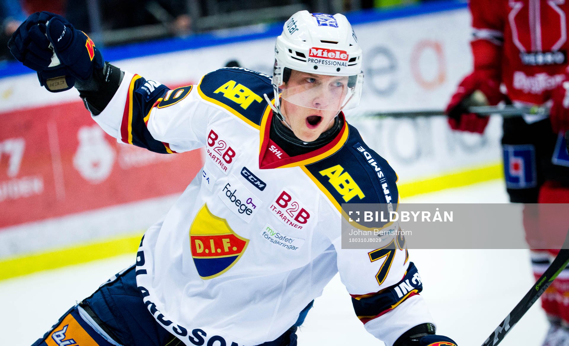 Djurgårdens Patrik Lundh jublar