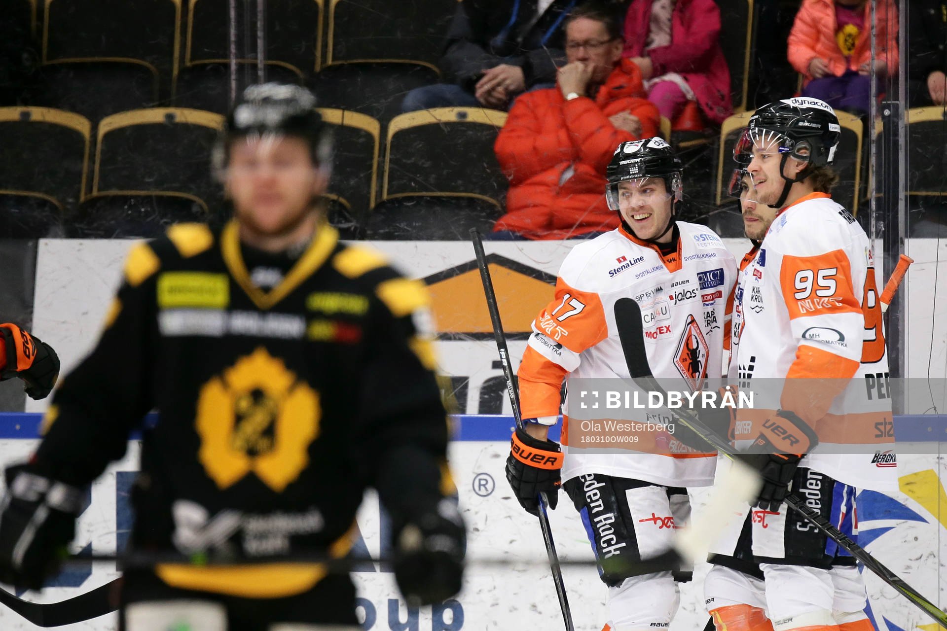 Karlskronas Joel Kellman och Carl Persson jublar