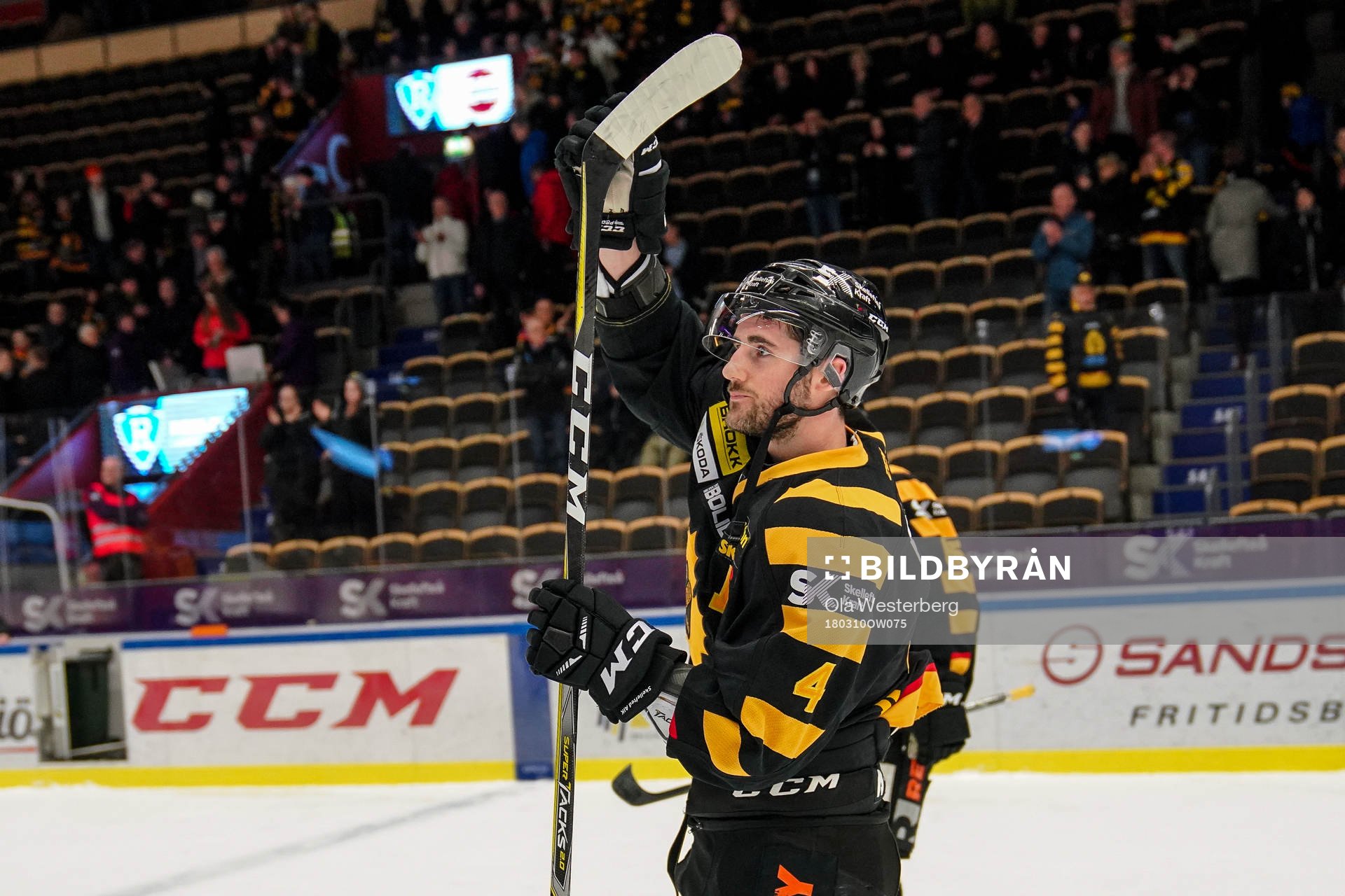Skellefteås Bud Holloway  jublar