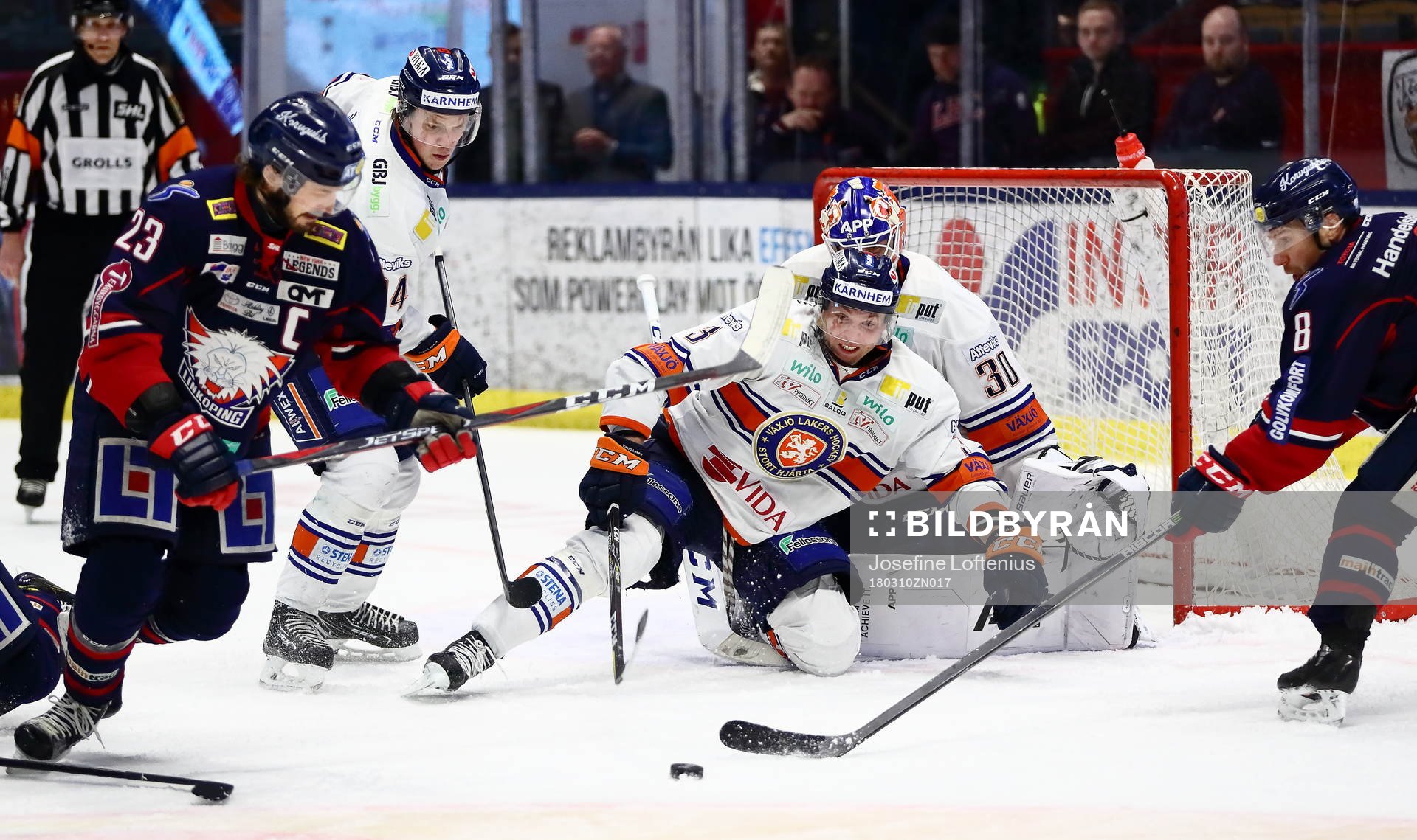 Växjös Oliver Bohm och målvakt Viktor Fasth och