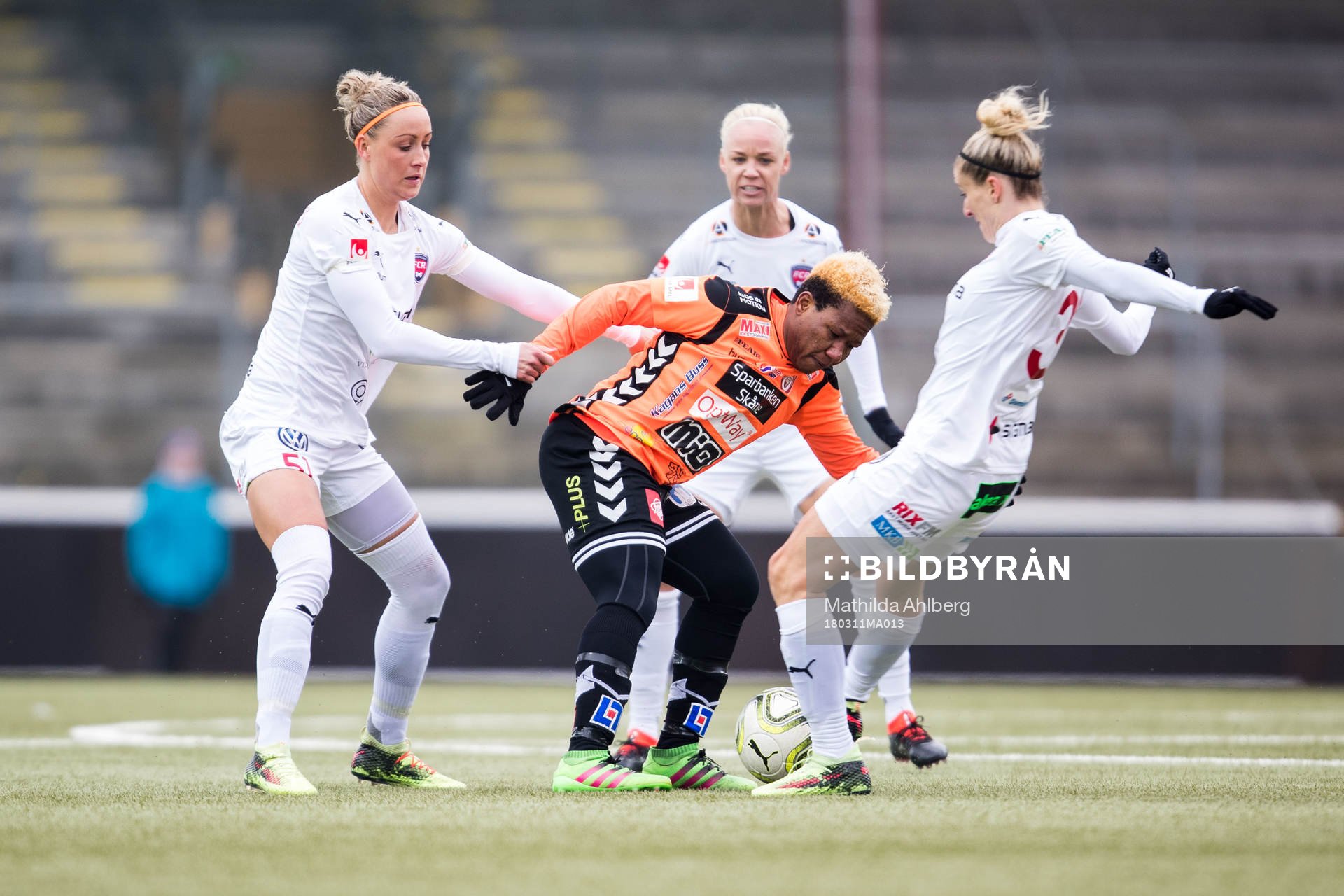 Rosengårds Sanne Troelsgaard Nielsen och Anja Mittag