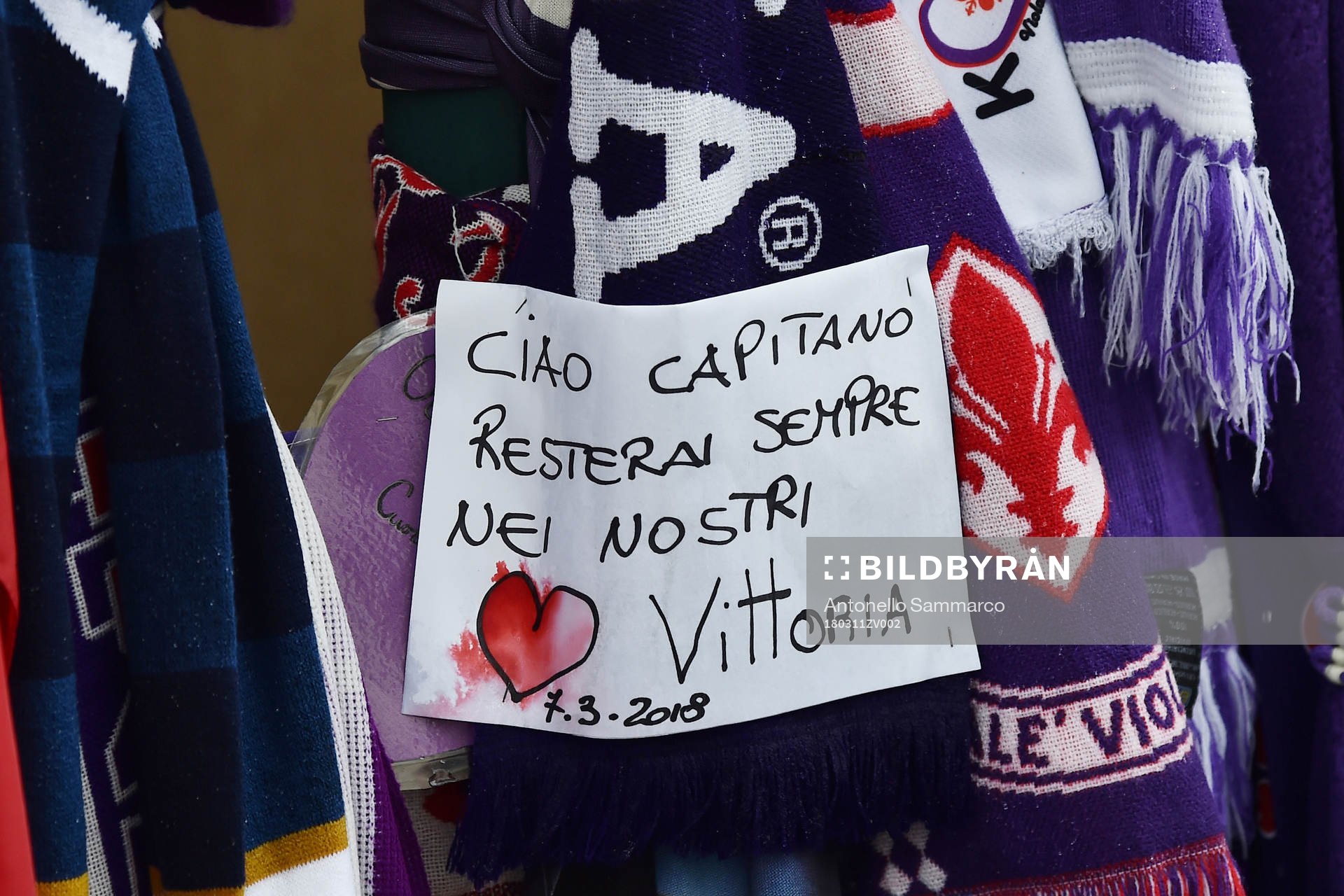 As Firenze 11/03/2018 - campionato di calcio serie A / Fiorentina-Benevento / foto Antonello Sammarco/Image Sport nella foto: striscione tifosi Fiorentina