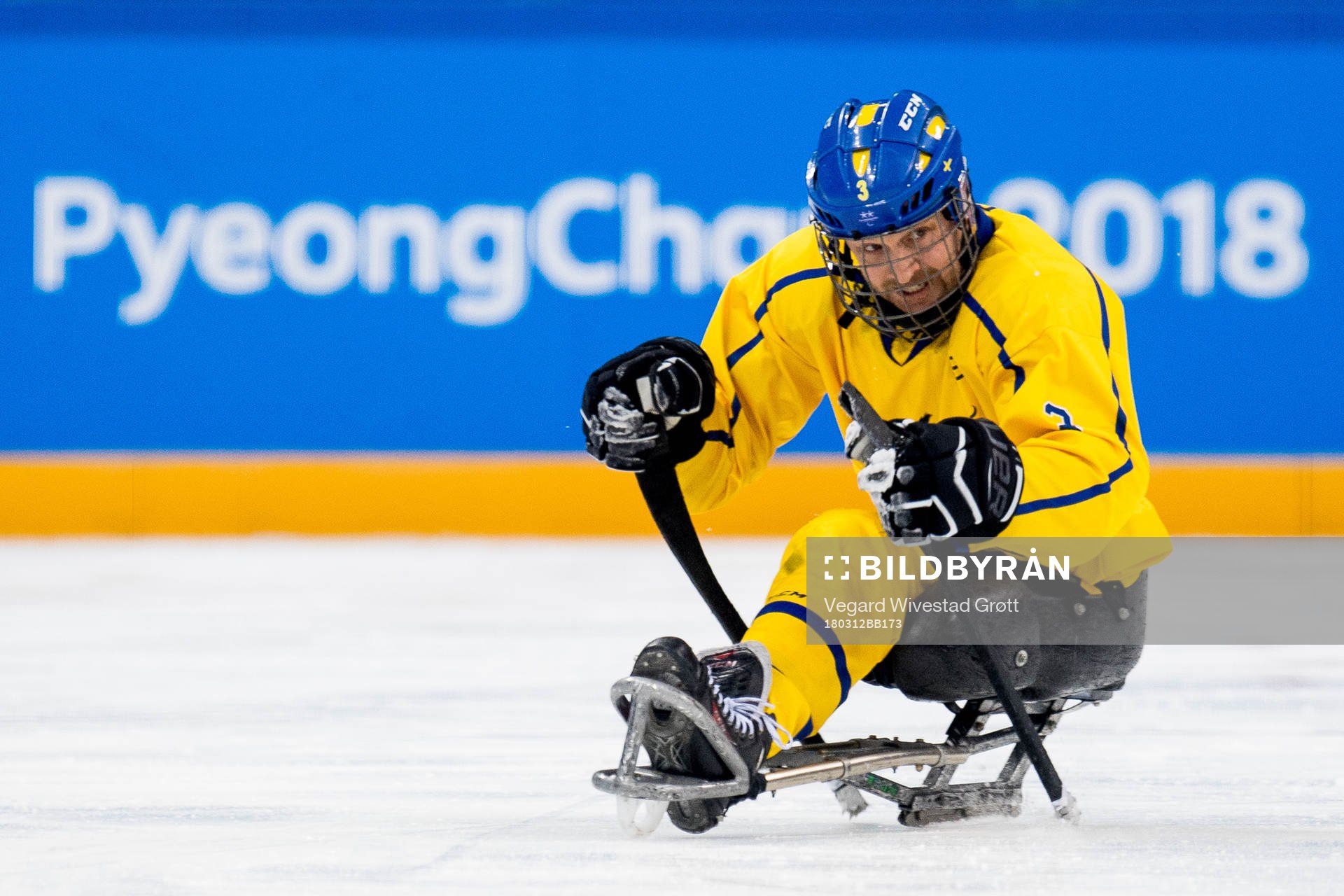 Niklas Ingvarsson of Sweden