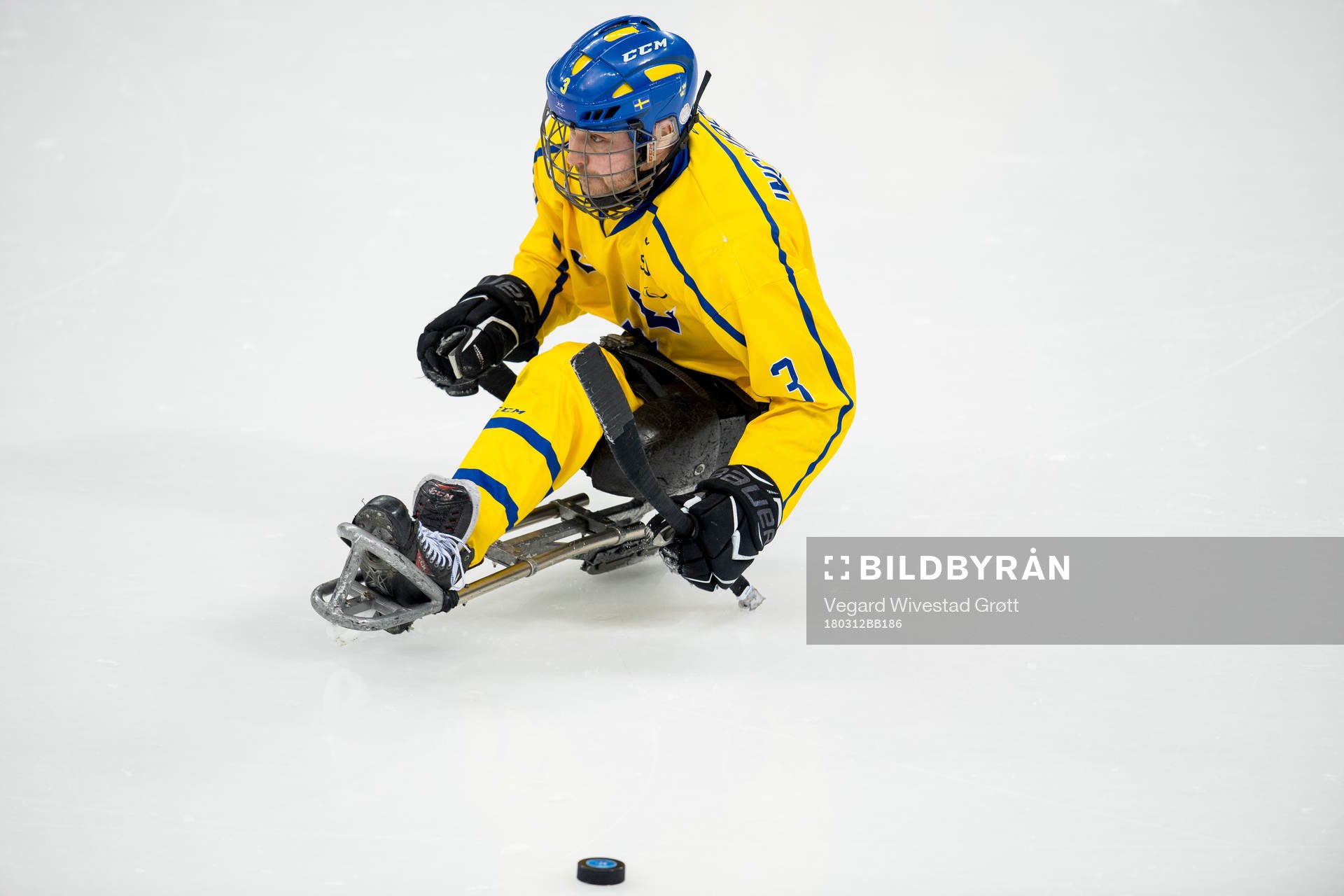 Niklas Ingvarsson of Sweden