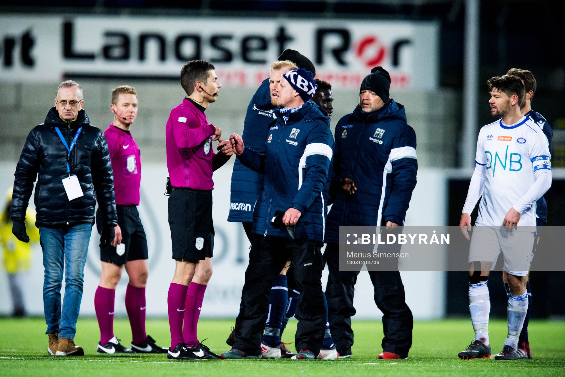 Tore Hansen, referee, and Christian Michelsen, coach of
