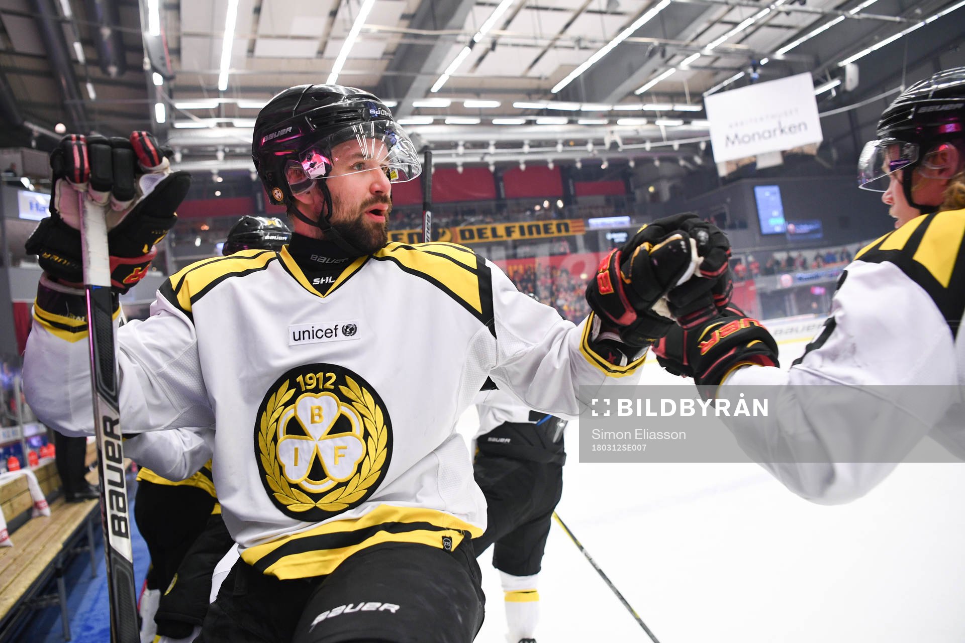 Brynäs spelare jublar