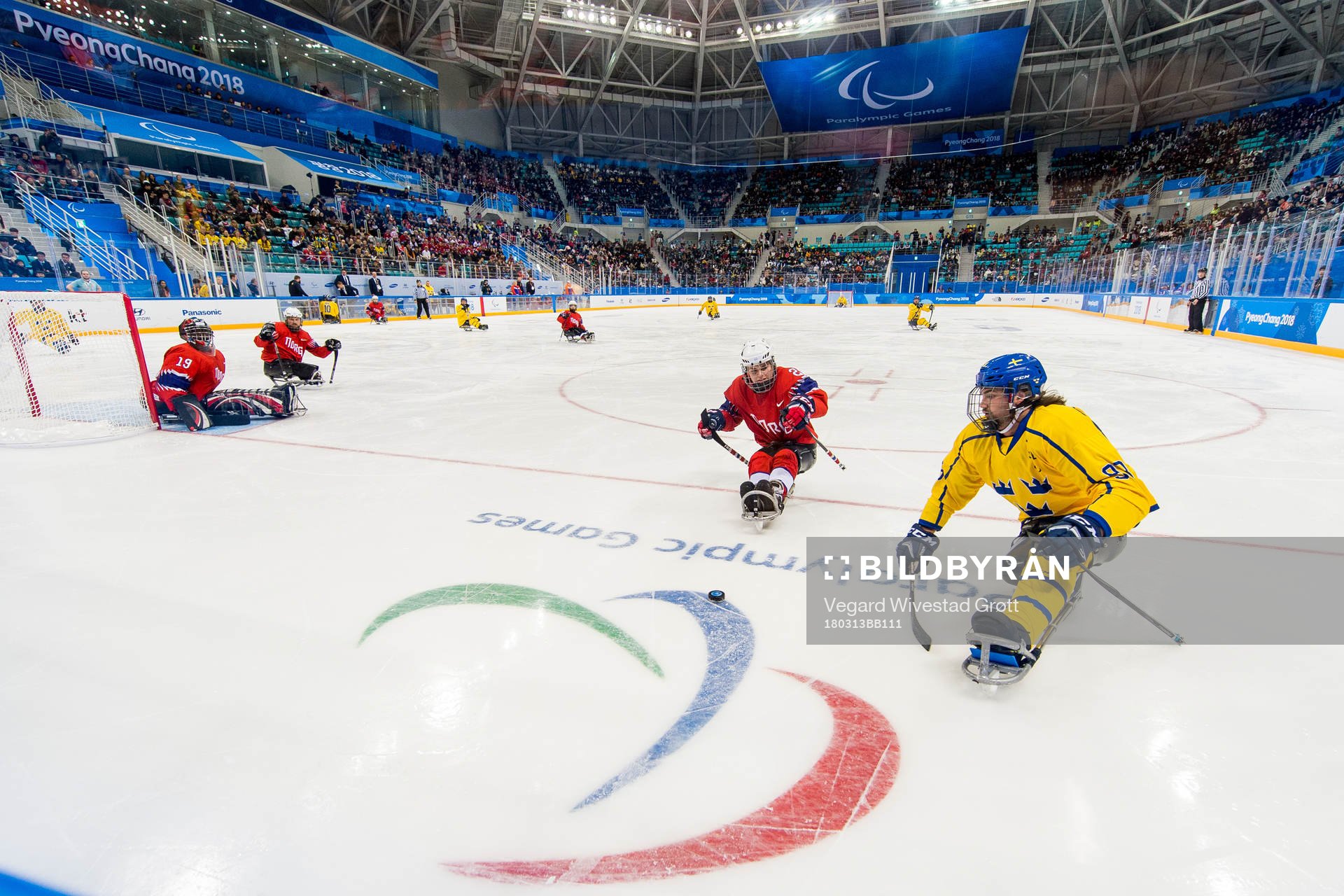Lena Schrøder of Norway and Maximillian Gyllsten of Sweden