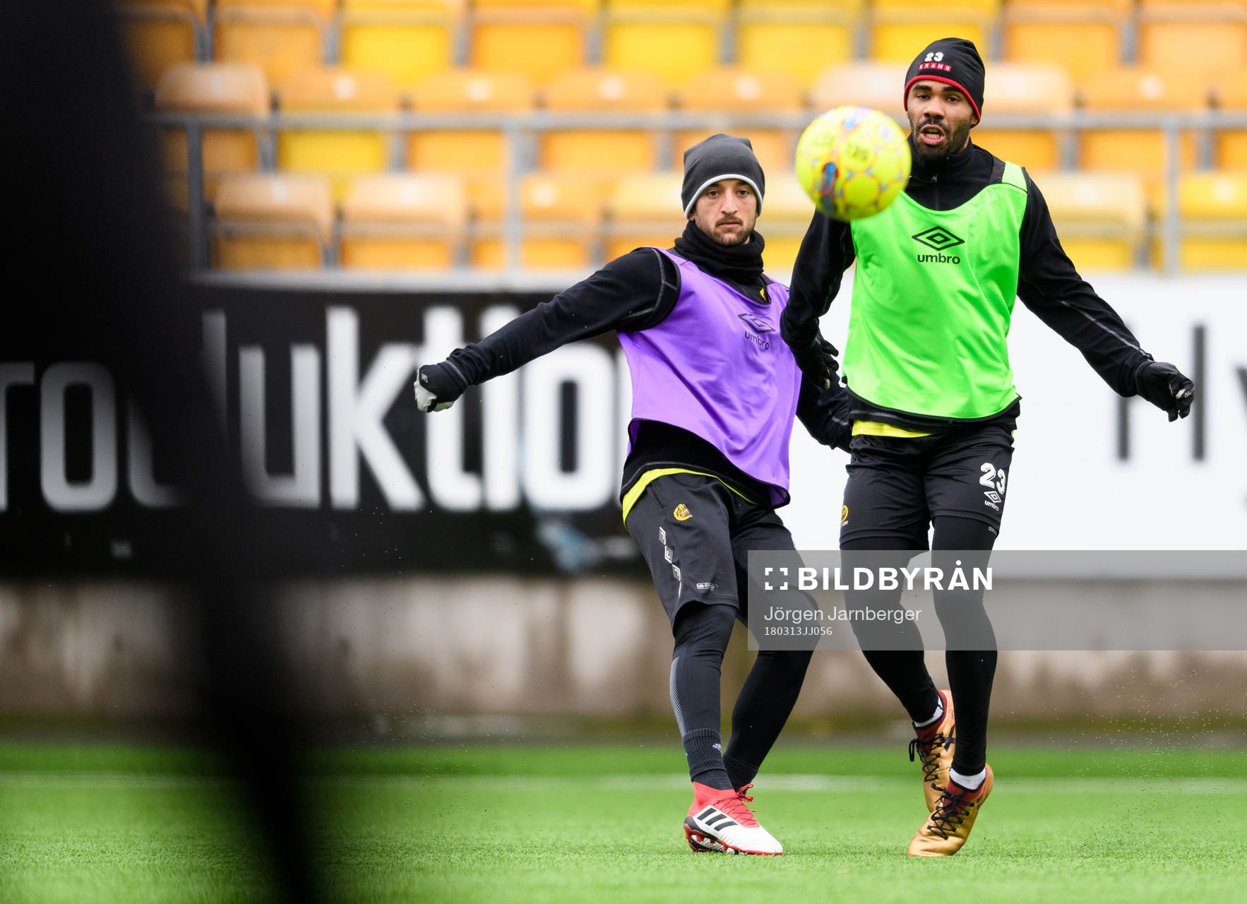 Robert Gojani och Alex Dyer