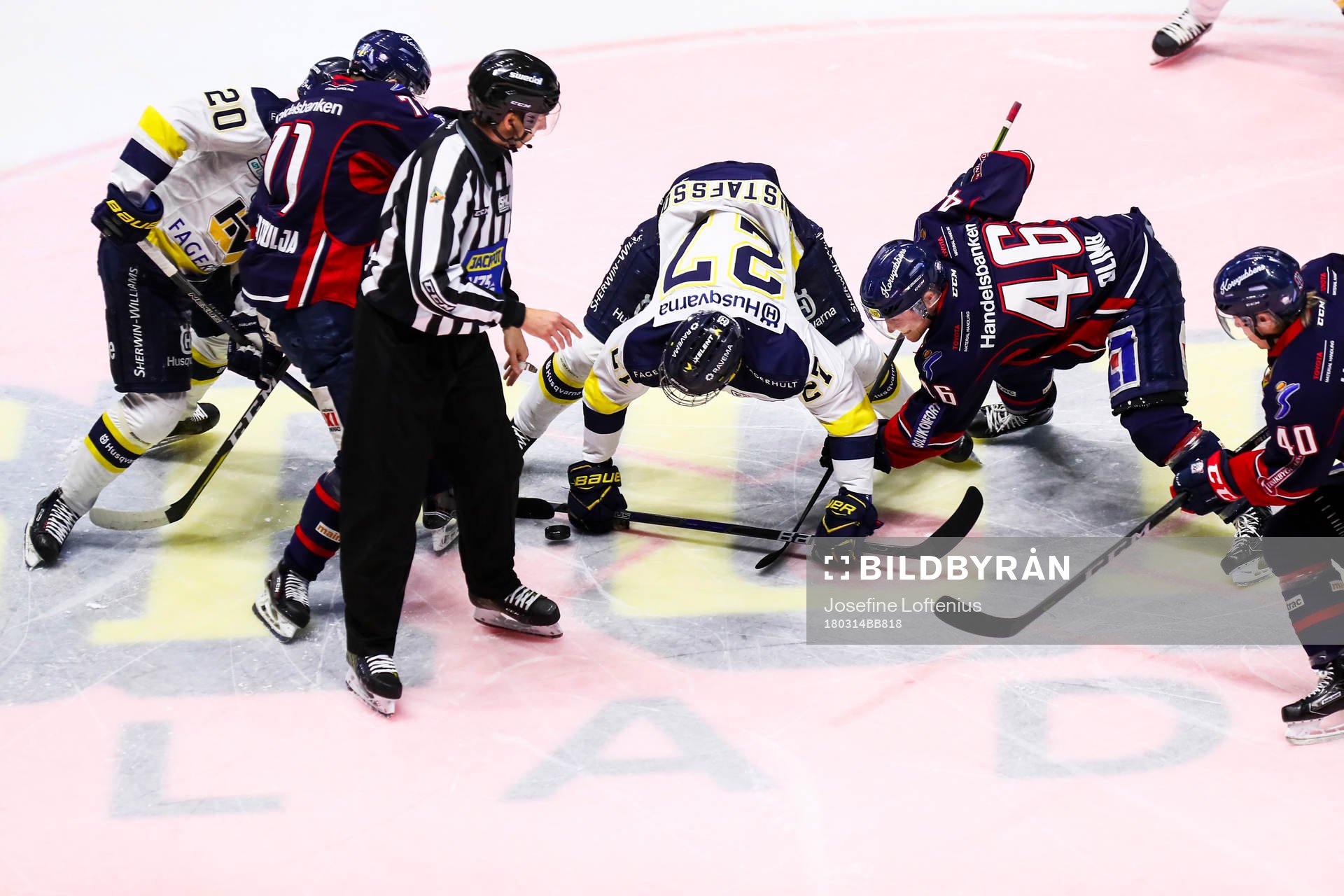 s Lawrence Pilut, Linköpings Mark Zengerle, HV71:s David