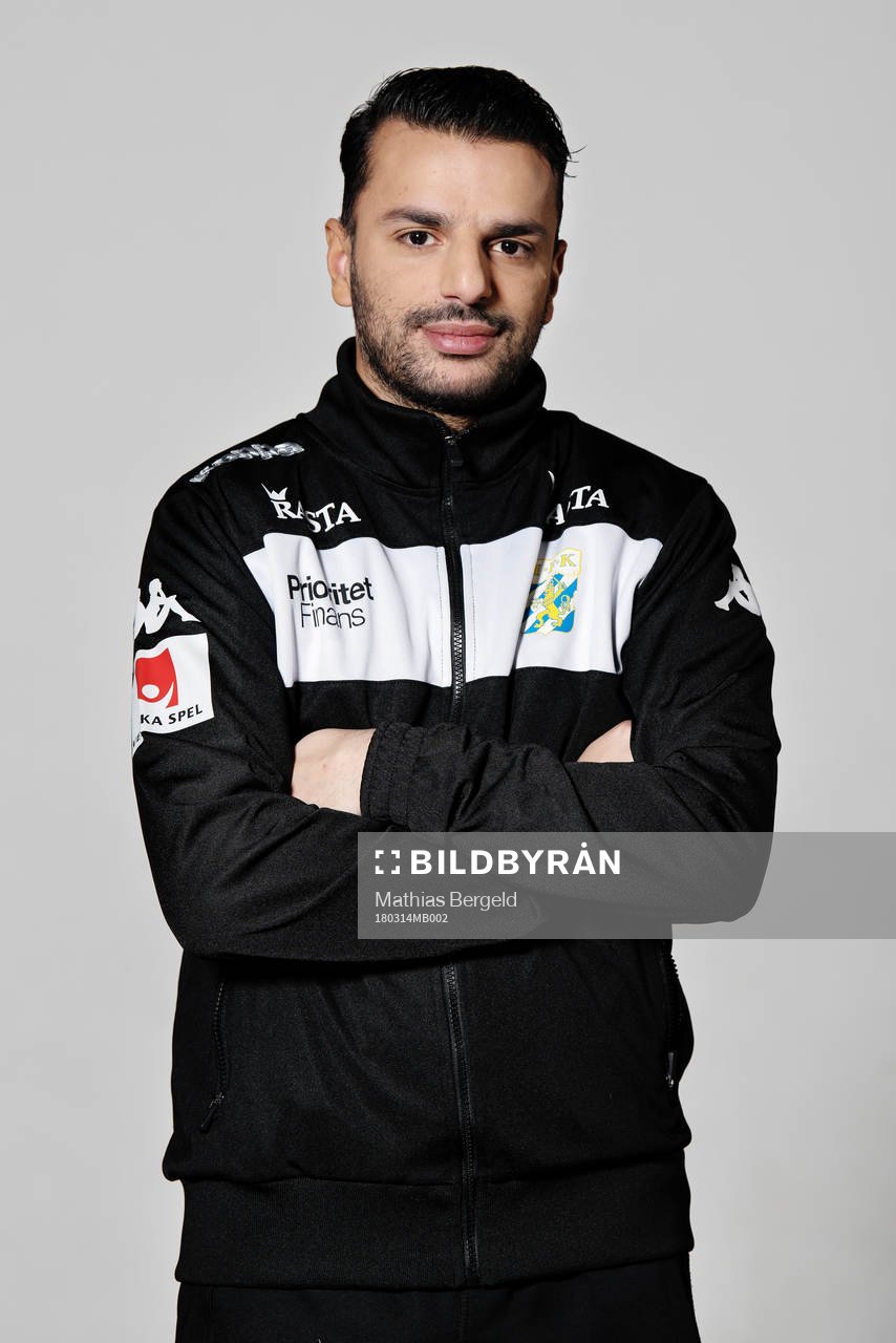 Tränare Poya Asbaghi
