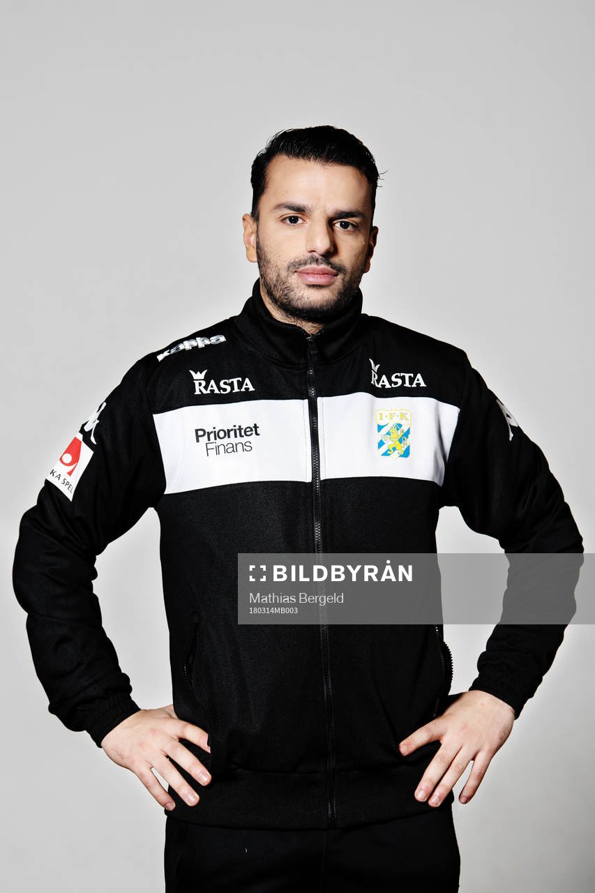 Tränare Poya Asbaghi
