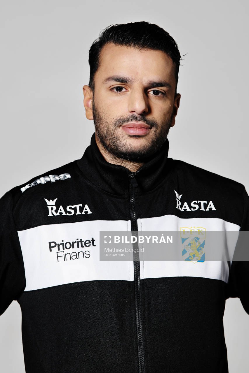 Tränare Poya Asbaghi
