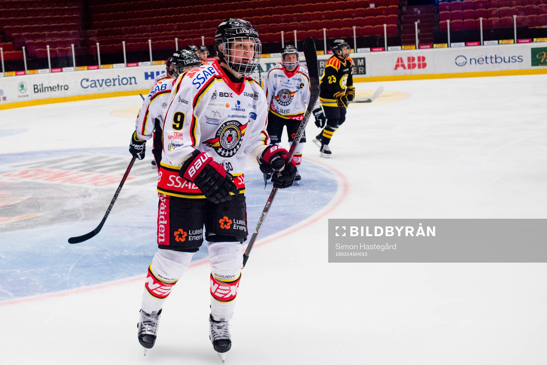 Luleås Jennifer Wakefield jublar