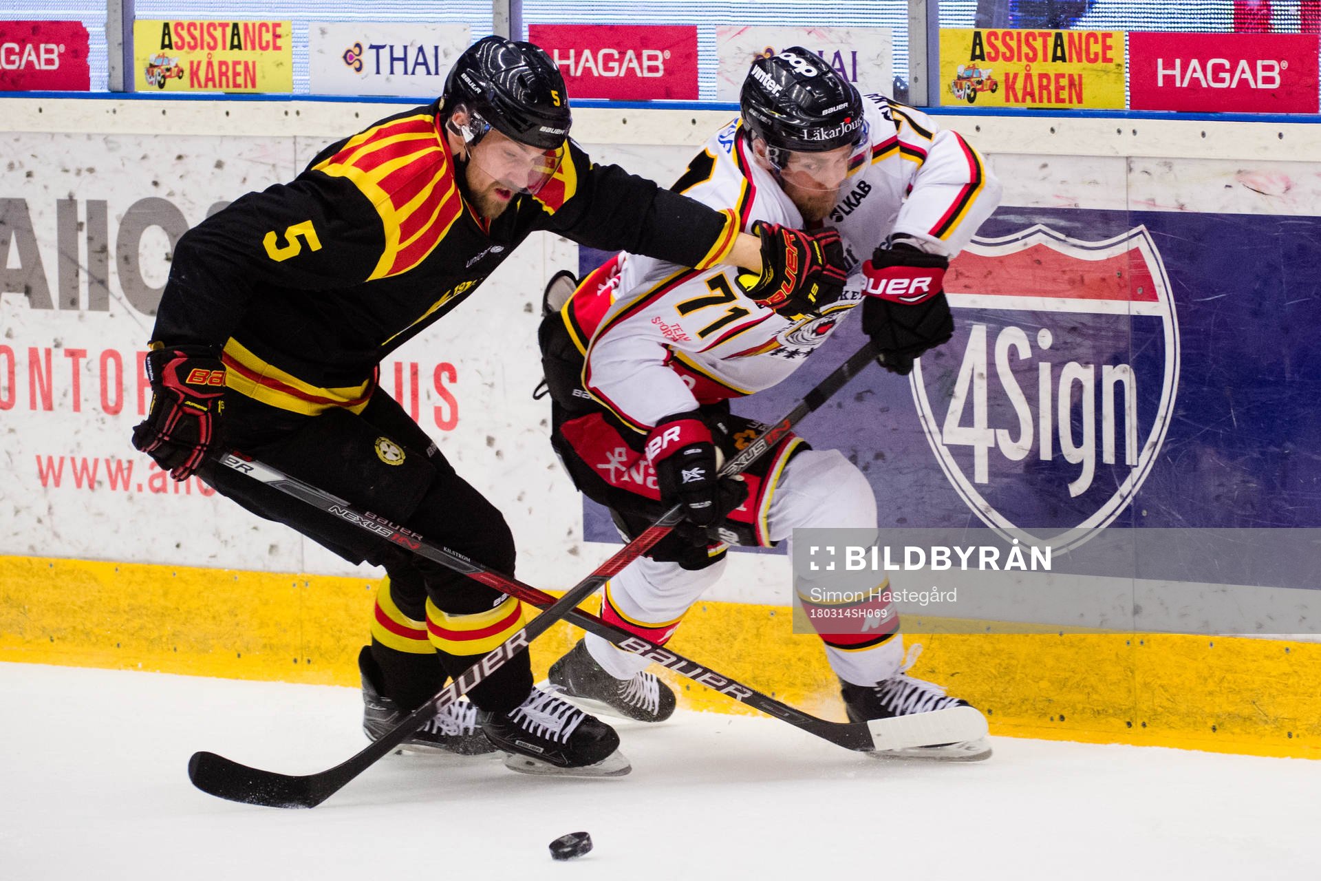 Brynäs Lukas Kilström och Luleås Patrick Cehlin