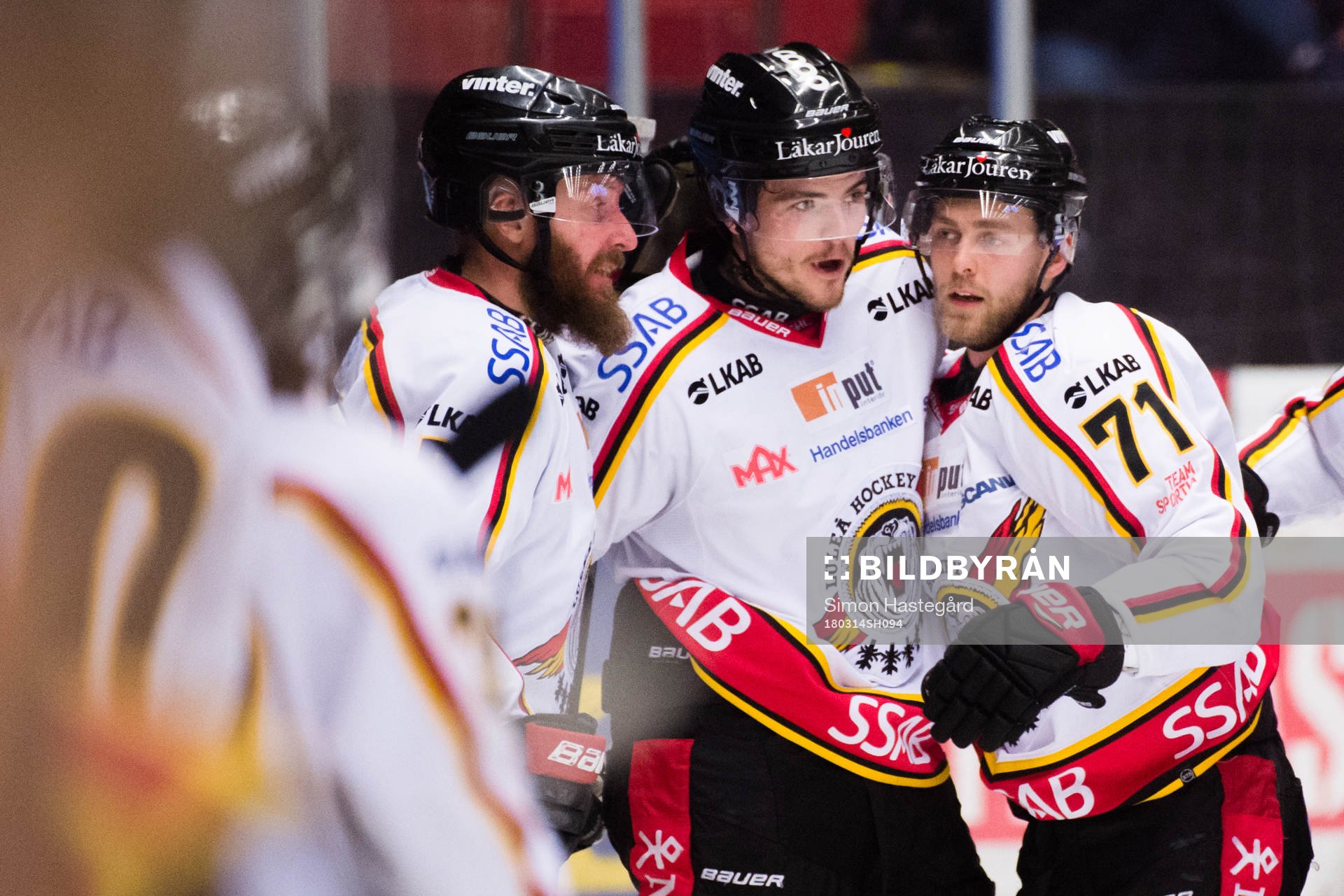 Luleås Jan Sandström och Oscar Engsund jublar med Patrick