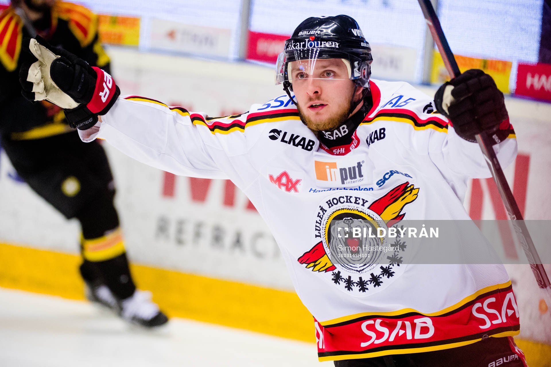 Luleås Robin Kovacs jublar